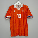 Shop 1994 NETHERLANDS BERGKAMP #10 HOME SHIRT (M) LOTTO, classic football shirts, vintage football shirts & retro soccer jerseys at Cult Kits