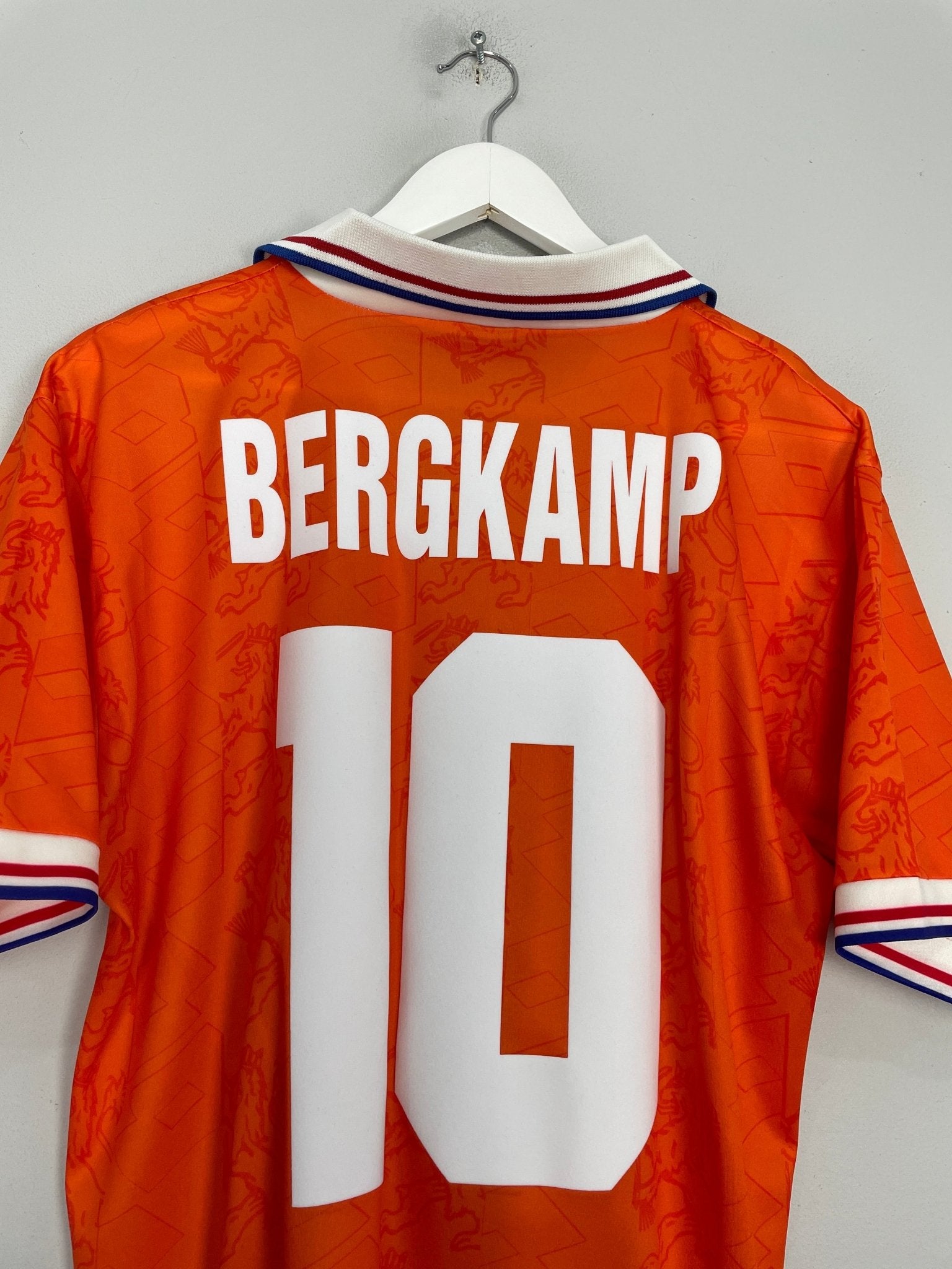 Shop 1994 NETHERLANDS BERGKAMP #10 HOME SHIRT (M) LOTTO, classic football shirts, vintage football shirts & retro soccer jerseys at Cult Kits