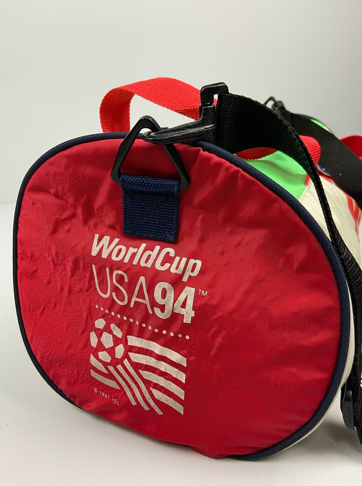 Shop 1994 USA WORLD CUP DUFFLE BAG, classic football shirts, vintage football shirts & retro soccer jerseys at Cult Kits