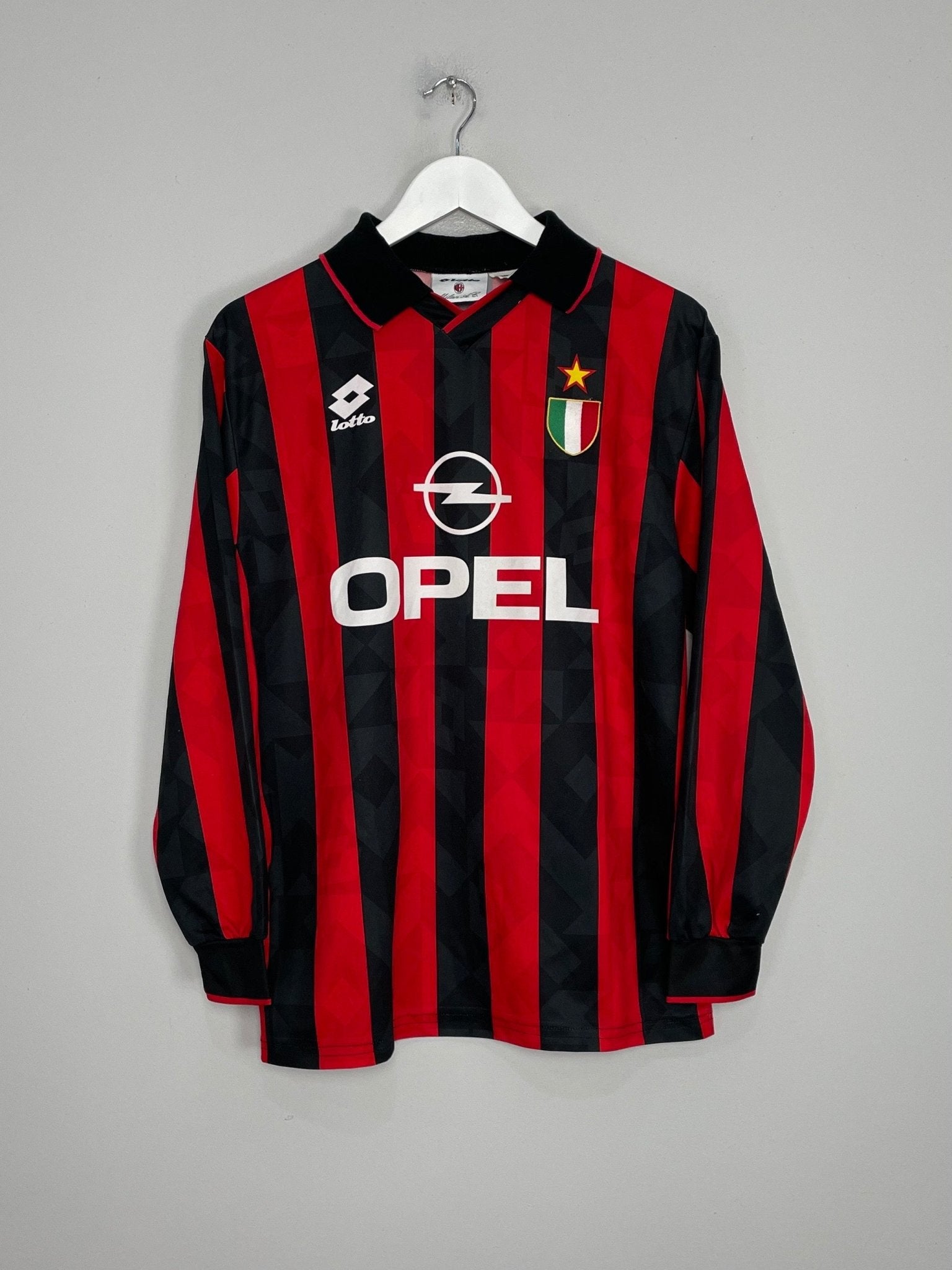 Shop 1994/95 AC MILAN L/S HOME SHIRT (M) LOTTO, classic football shirts, vintage football shirts & retro soccer jerseys at Cult Kits