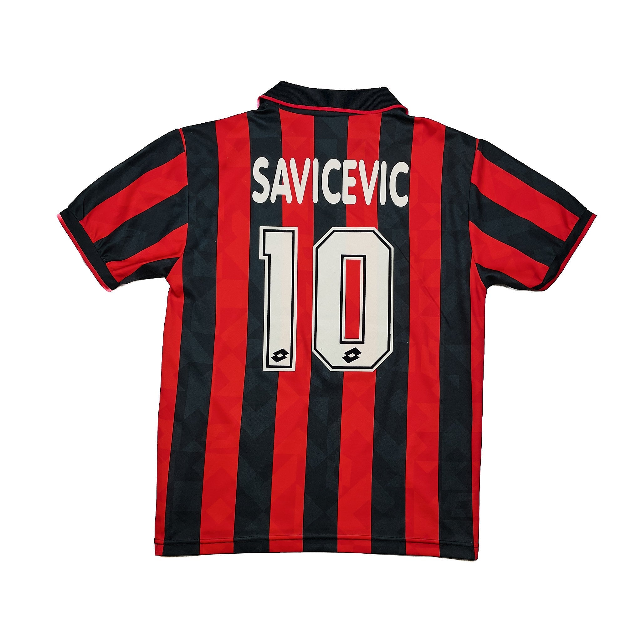 Buy 1994/95 AC Milan Savicevic 10 Home Shirt (M) Lotto ~ Free worldwide shipping ~ Authentic Vintage Football Shirts from Cult Kits