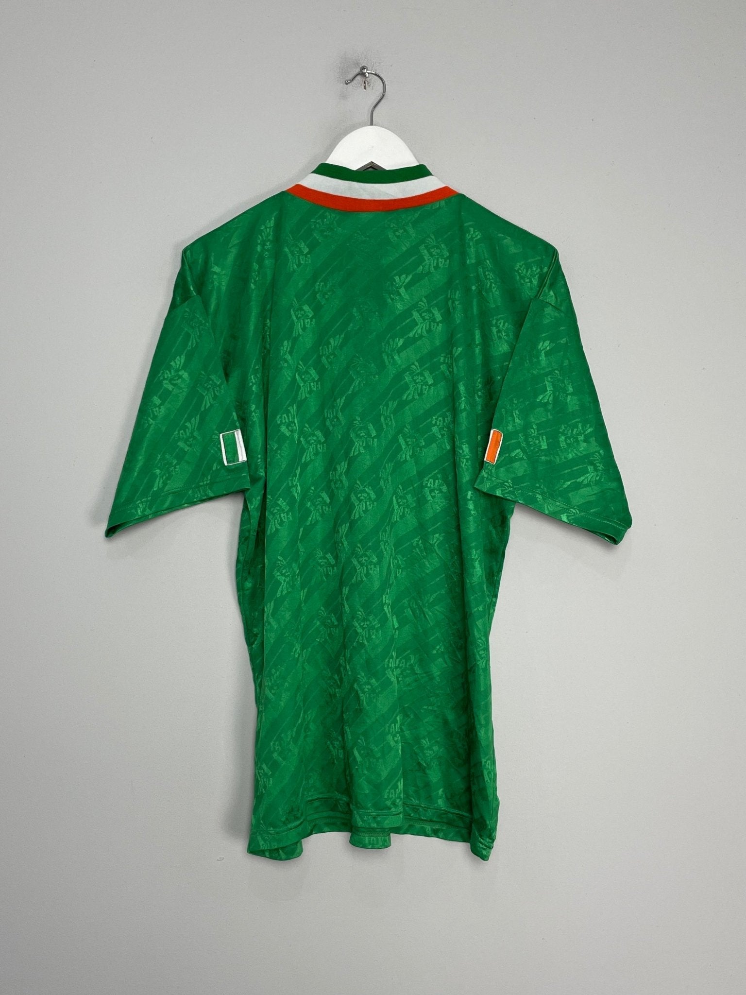 Shop 1994/95 IRELAND HOME SHIRT (L) ADIDAS, classic football shirts, vintage football shirts & retro soccer jerseys at Cult Kits