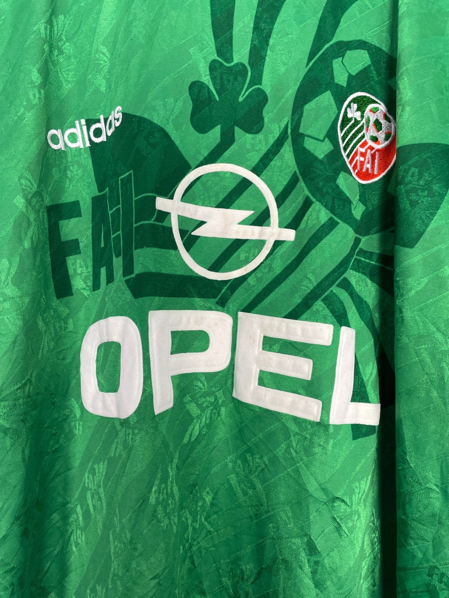 Shop 1994/95 IRELAND HOME SHIRT (L) ADIDAS, classic football shirts, vintage football shirts & retro soccer jerseys at Cult Kits