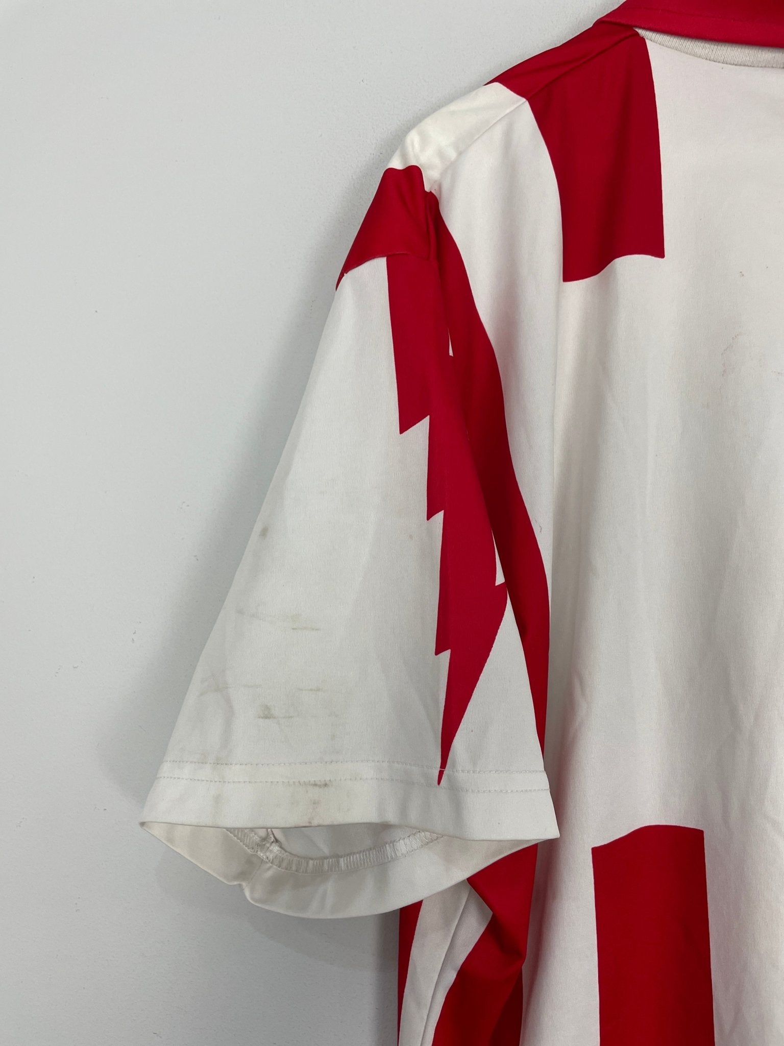 Shop 1994/95 NECAXA *SIGNED* HOME SHIRT (M) ADIDAS, classic football shirts, vintage football shirts & retro soccer jerseys at Cult Kits