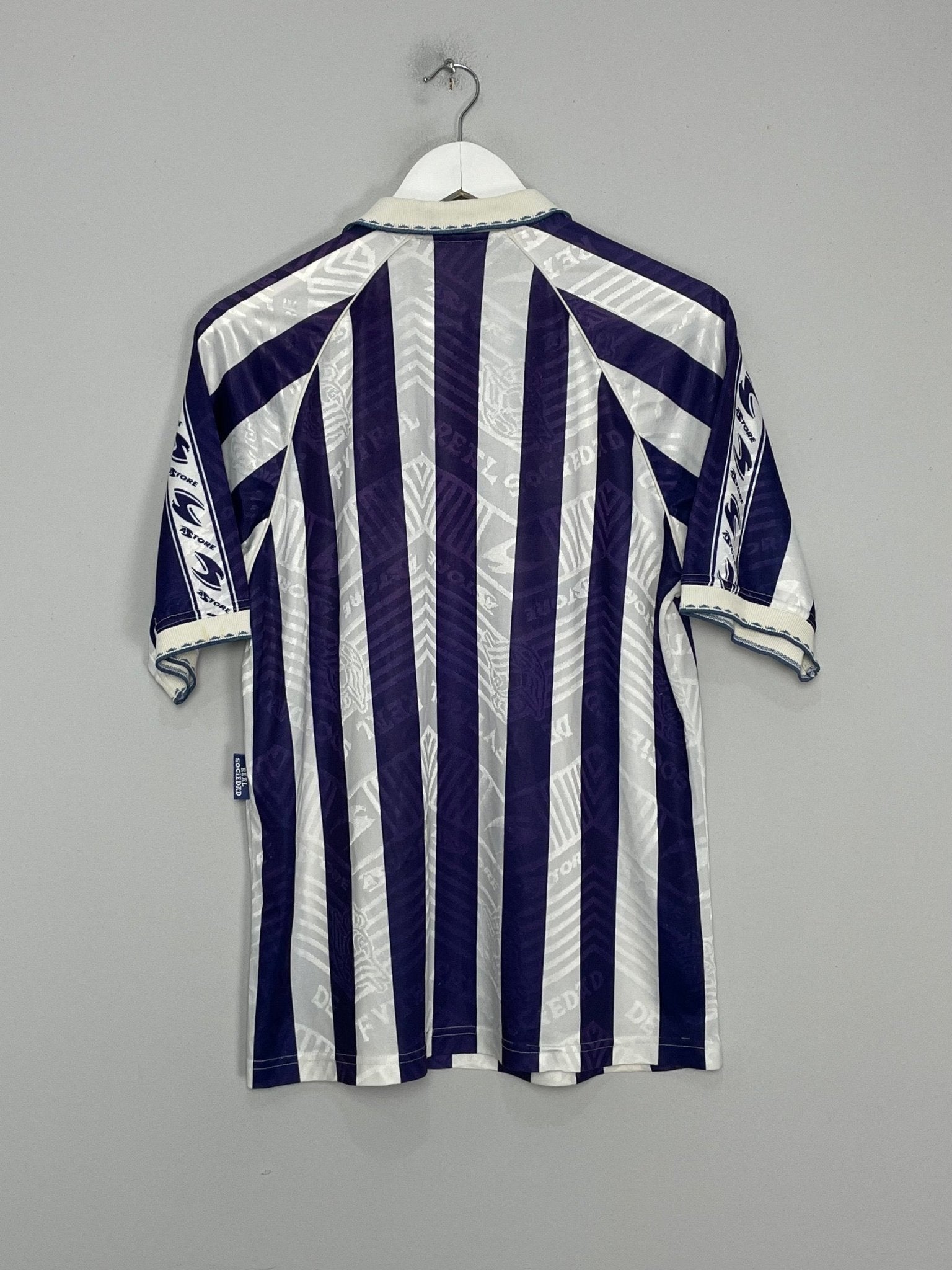 Shop 1994/95 REAL SOCIEDAD HOME SHIRT (L) ASTORE, classic football shirts, vintage football shirts & retro soccer jerseys at Cult Kits