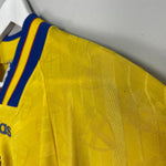 Shop 1994/95 SWEDEN LARSSON #7 HOME SHIRT (L) ADIDAS, classic football shirts, vintage football shirts & retro soccer jerseys at Cult Kits