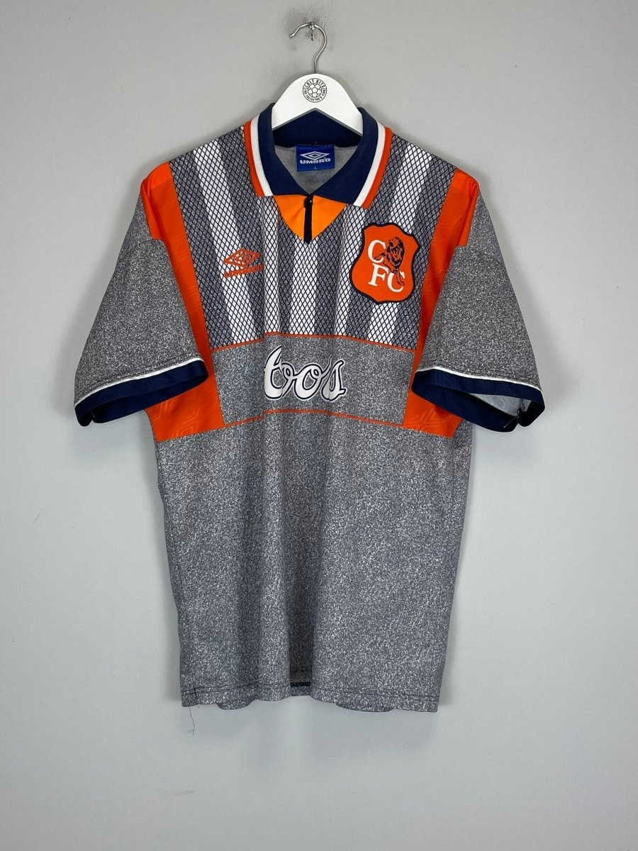 1994/96 CHELSEA HODDLE 20 AWAY SHIRT (L) UMBRO - Cult Kits - Large - Buy Vintage Football Shirts, Authentic Retro Football Shirts For Sale, Classic Football Shirts & Soccer Jersey