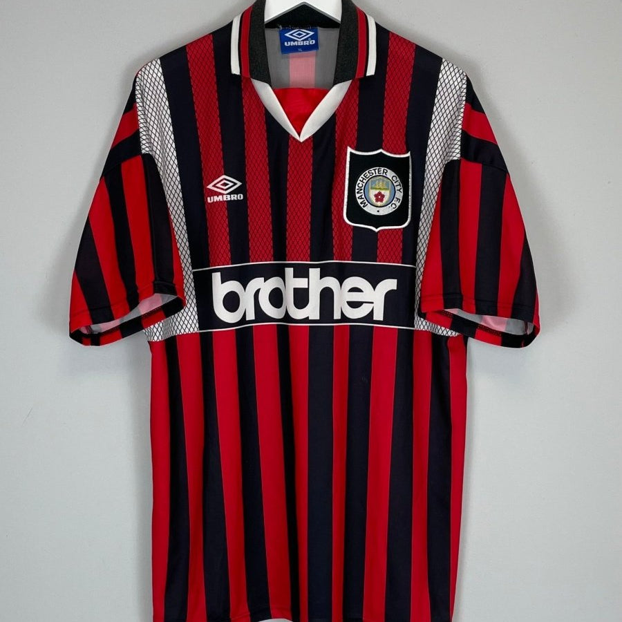 1994/96 MANCHESTER CITY AWAY SHIRT (XL) UMBRO - Cult Kits - XL - Buy Vintage Football Shirts, Authentic Retro Football Shirts For Sale, Classic Football Shirts & Soccer Jersey