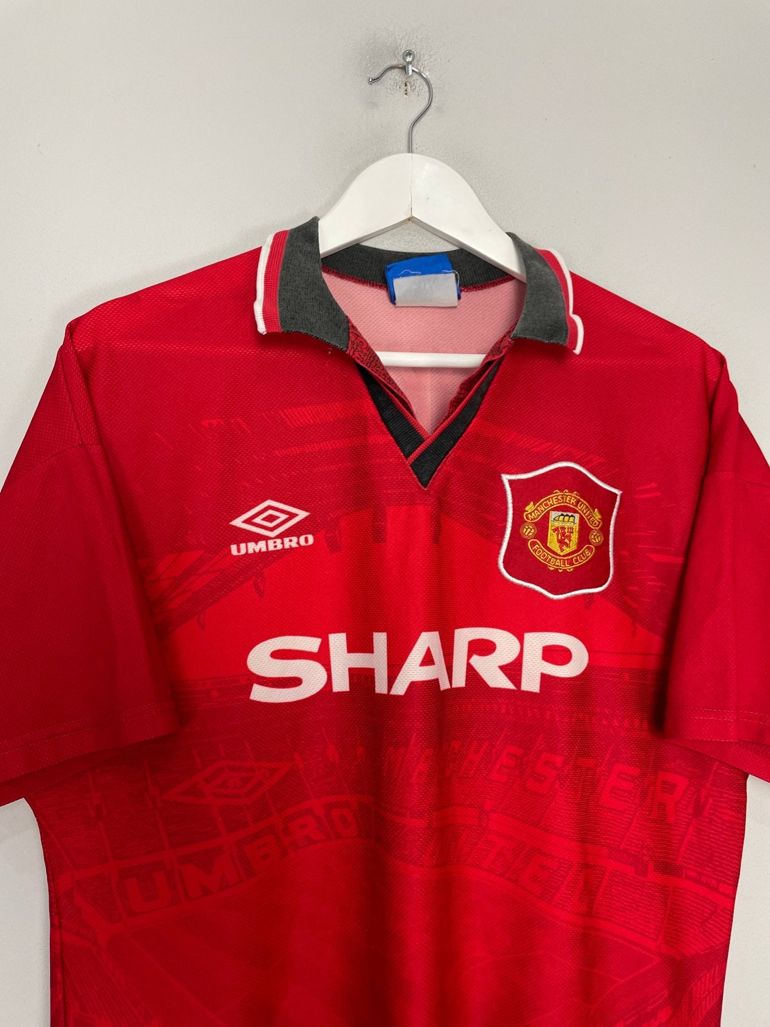 Shop 1994/96 MANCHESTER UNITED BECKHAM #24 HOME SHIRT (L) UMBRO, classic football shirts, vintage football shirts & retro soccer jerseys at Cult Kits