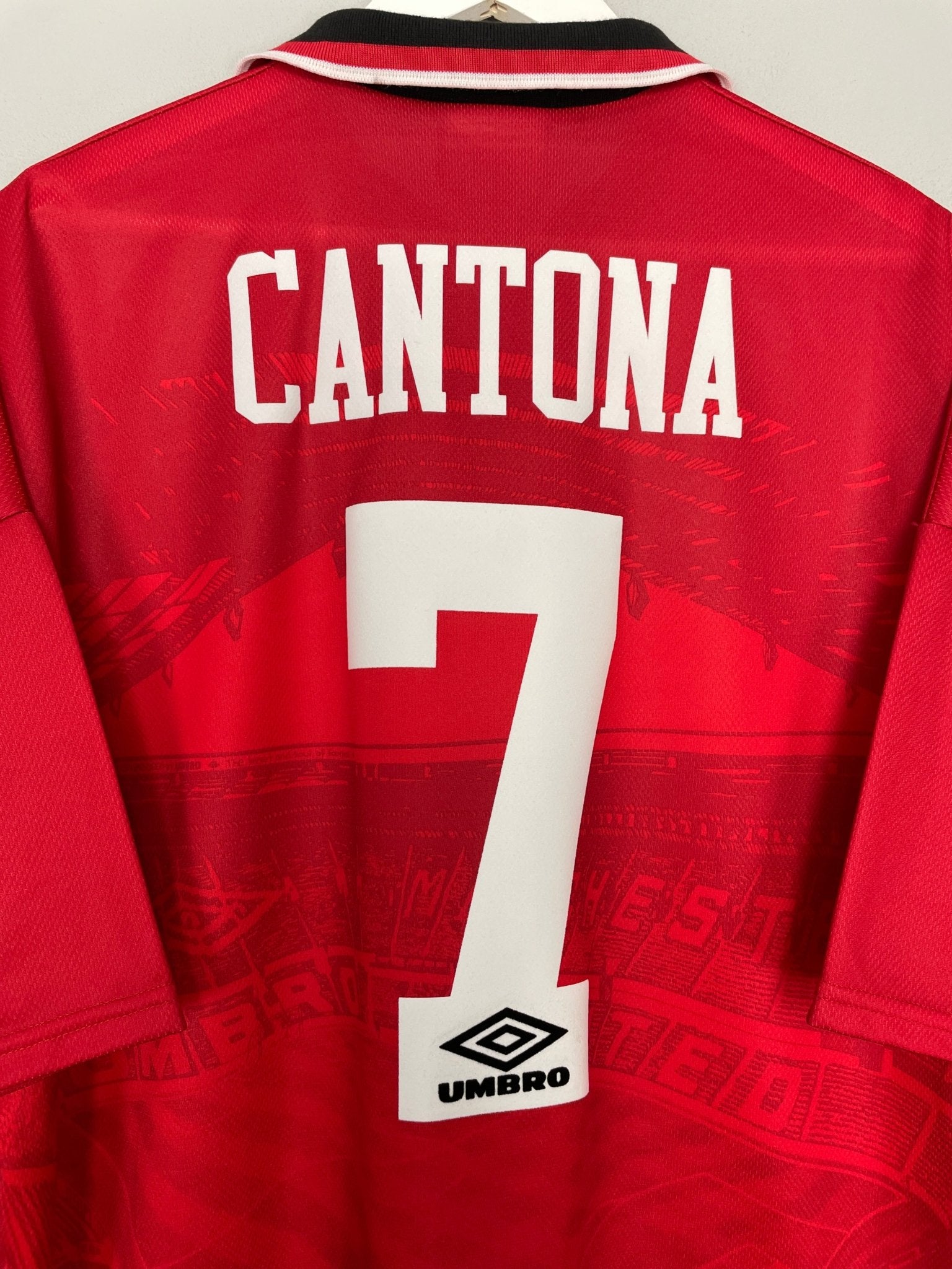 Shop 1994/96 MANCHESTER UNITED CANTONA #7 HOME SHIRT (XXL) UMBRO, classic football shirts, vintage football shirts & retro soccer jerseys at Cult Kits