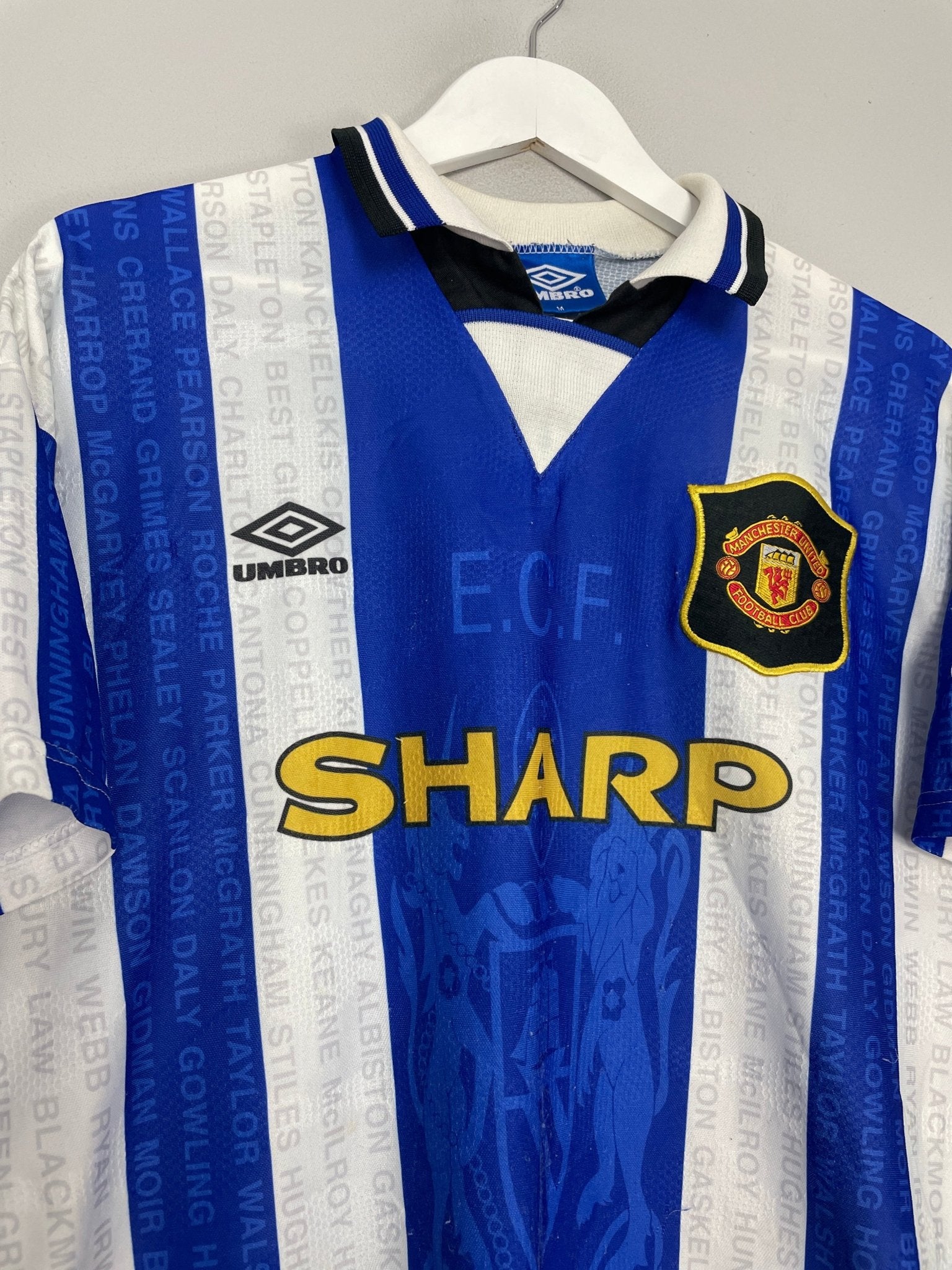 Shop 1994/96 MANCHESTER UNITED INCE #8 AWAY SHIRT (M) UMBRO, classic football shirts, vintage football shirts & retro soccer jerseys at Cult Kits