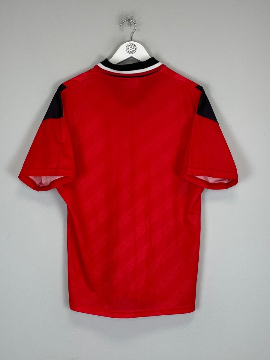 1994/96 NOTTINGHAM FOREST HOME SHIRT (M) UMBRO - Cult Kits - Medium - Buy Vintage Football Shirts, Authentic Retro Football Shirts For Sale, Classic Football Shirts & Soccer Jersey