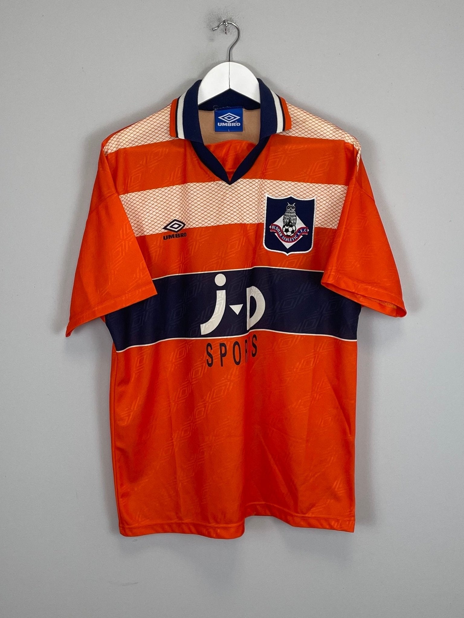 Shop 1994/96 OLDHAM ATHLETIC AWAY SHIRT (L) UMBRO, classic football shirts, vintage football shirts & retro soccer jerseys at Cult Kits