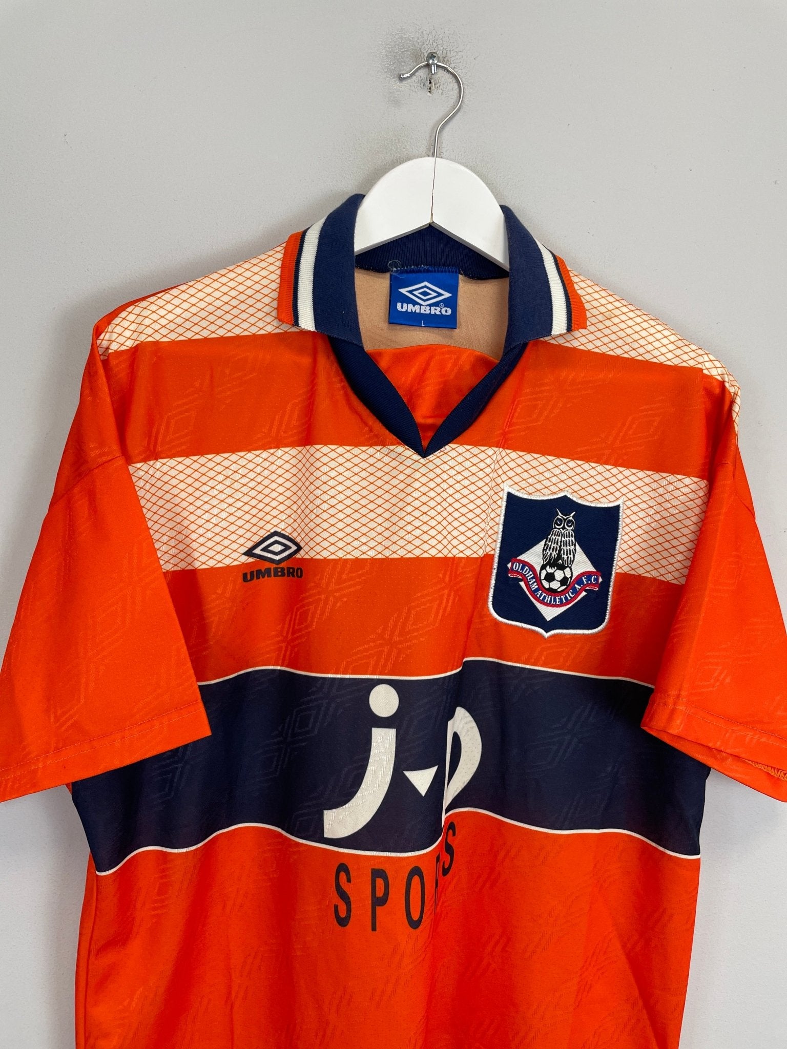 Shop 1994/96 OLDHAM ATHLETIC AWAY SHIRT (L) UMBRO, classic football shirts, vintage football shirts & retro soccer jerseys at Cult Kits