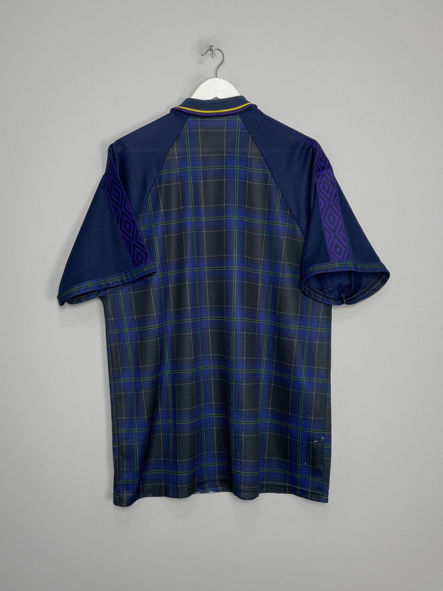 Shop 1994/96 SCOTLAND HOME SHIRT (XL) UMBRO, classic football shirts, vintage football shirts & retro soccer jerseys at Cult Kits