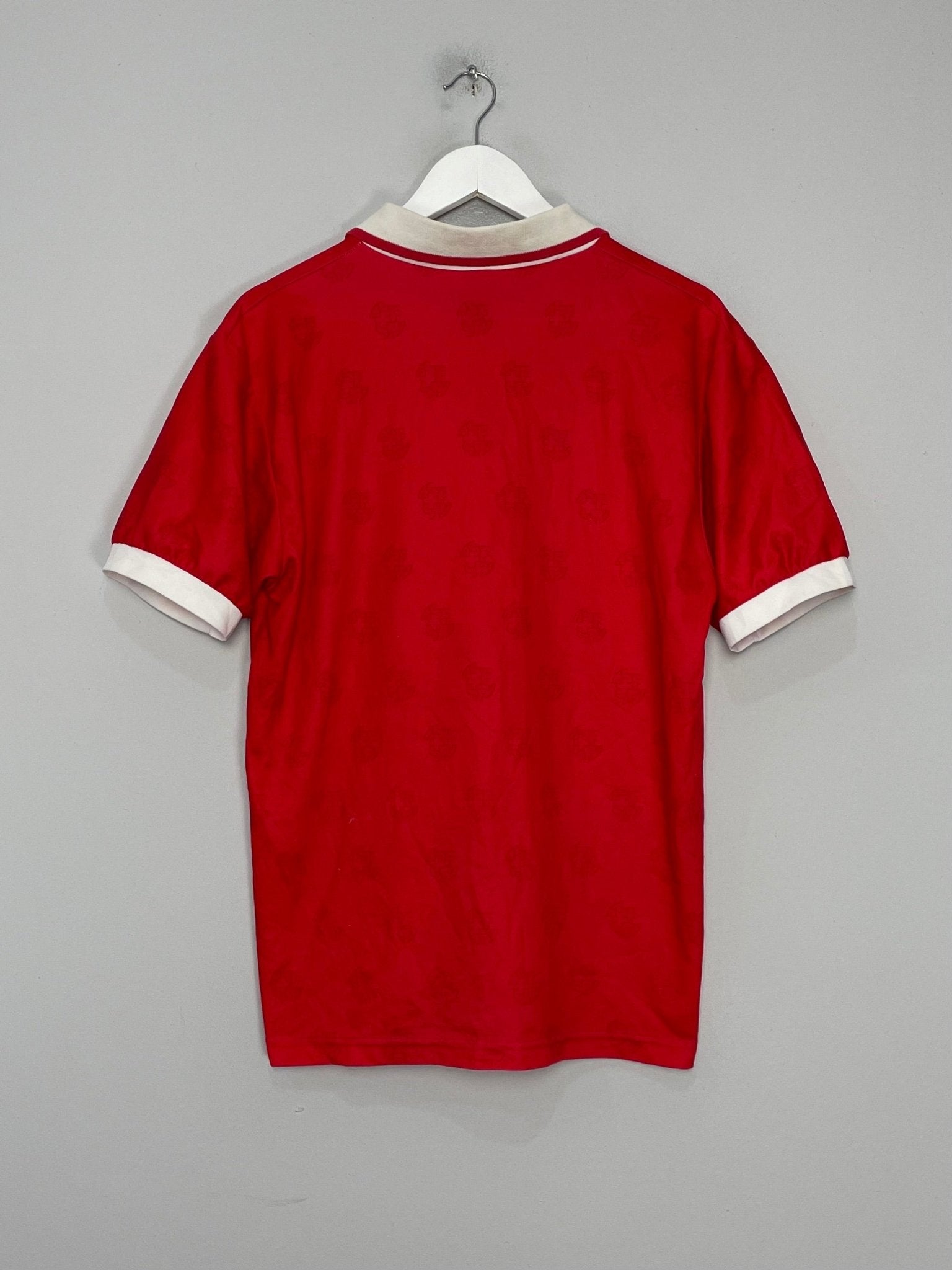 Shop 1994/96 SWITZERLAND HOME SHIRT (M) LOTTO, classic football shirts, vintage football shirts & retro soccer jerseys at Cult Kits