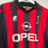 Shop 1995/96 AC MILAN L/S HOME SHIRT (XL) LOTTO, classic football shirts, vintage football shirts & retro soccer jerseys at Cult Kits