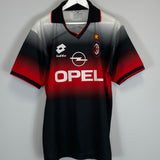 Shop 1995/96 AC MILAN TRAINING SHIRT (L) LOTTO, classic football shirts, vintage football shirts & retro soccer jerseys at Cult Kits
