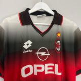 Shop 1995/96 AC MILAN TRAINING SHIRT (L) LOTTO, classic football shirts, vintage football shirts & retro soccer jerseys at Cult Kits