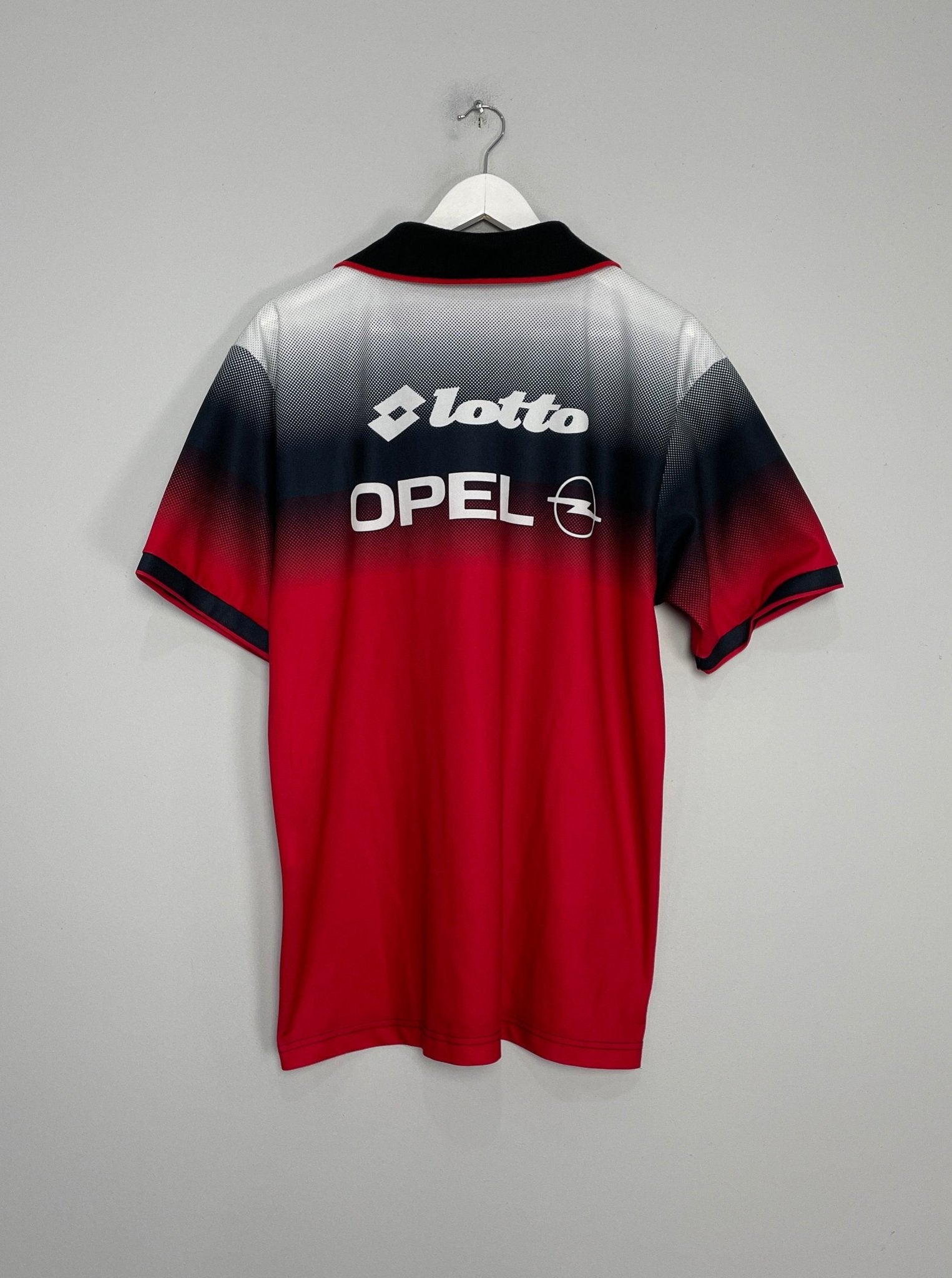 Shop 1995/96 AC MILAN TRAINING SHIRT (XL) LOTTO, classic football shirts, vintage football shirts & retro soccer jerseys at Cult Kits