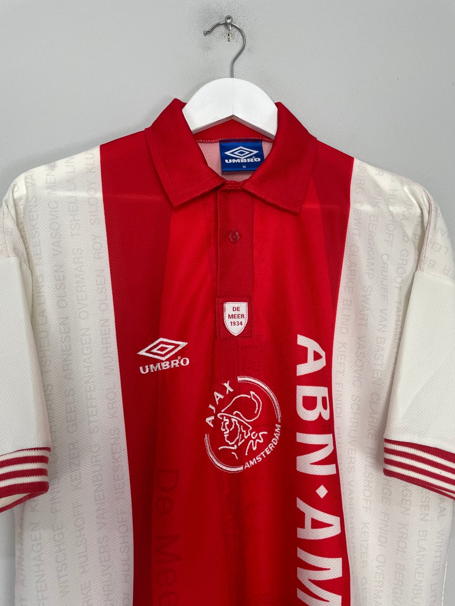 Shop 1995/96 AJAX *DE MEER* HOME SHIRT (M) UMBRO, classic football shirts, vintage football shirts & retro soccer jerseys at Cult Kits