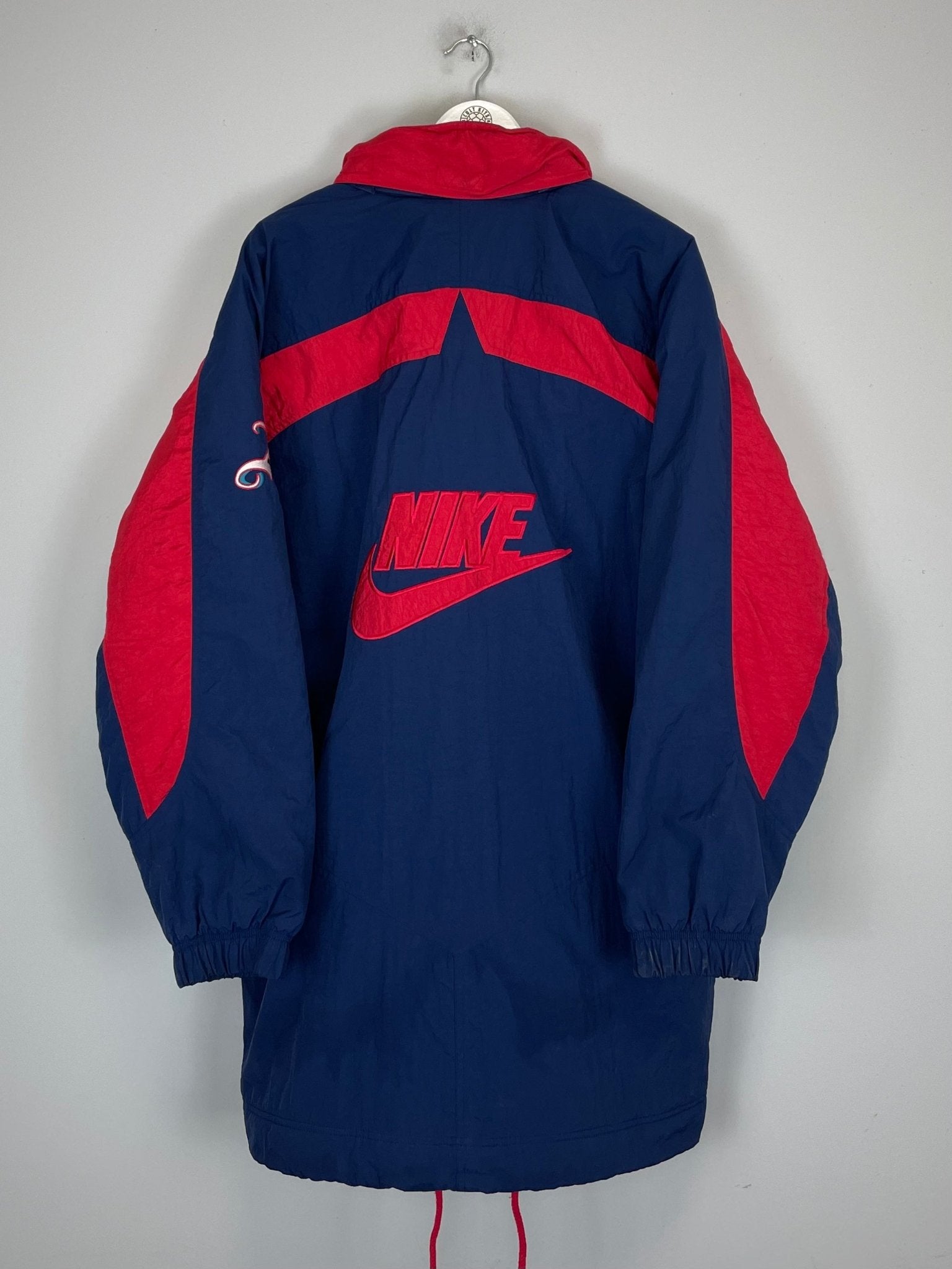 Shop 1995/96 ARSENAL BENCH COAT (L) NIKE, classic football shirts, vintage football shirts & retro soccer jerseys at Cult Kits