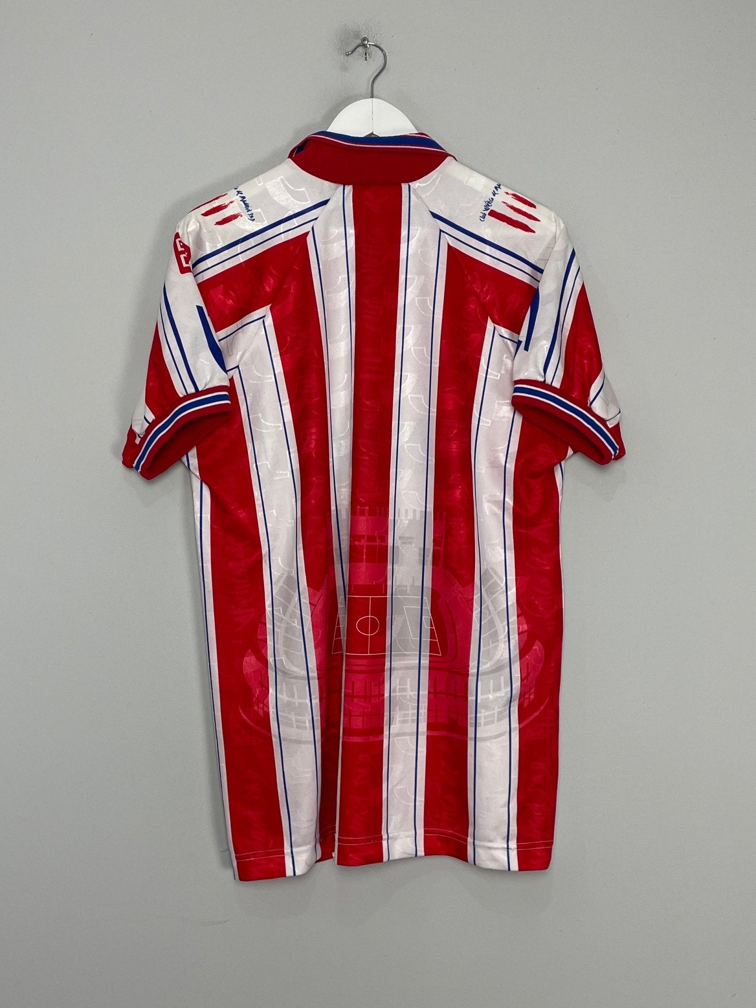 Shop 1995/96 ATLETICO MADRID HOME SHIRT (L) PUMA, classic football shirts, vintage football shirts & retro soccer jerseys at Cult Kits