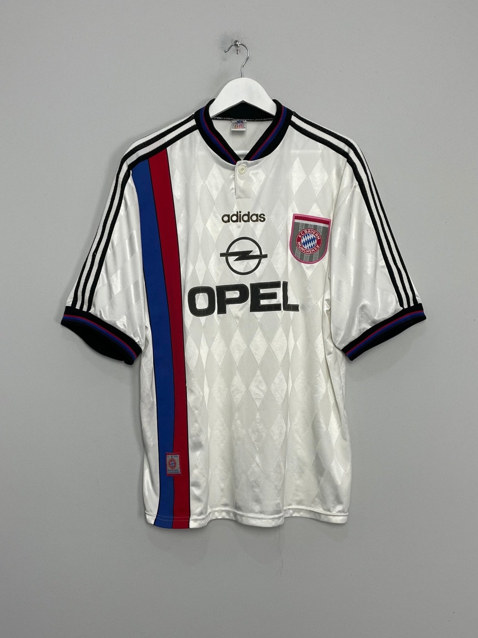 Shop 1995/96 BAYERN MUNICH AWAY SHIRT (XL) ADIDAS, classic football shirts, vintage football shirts & retro soccer jerseys at Cult Kits