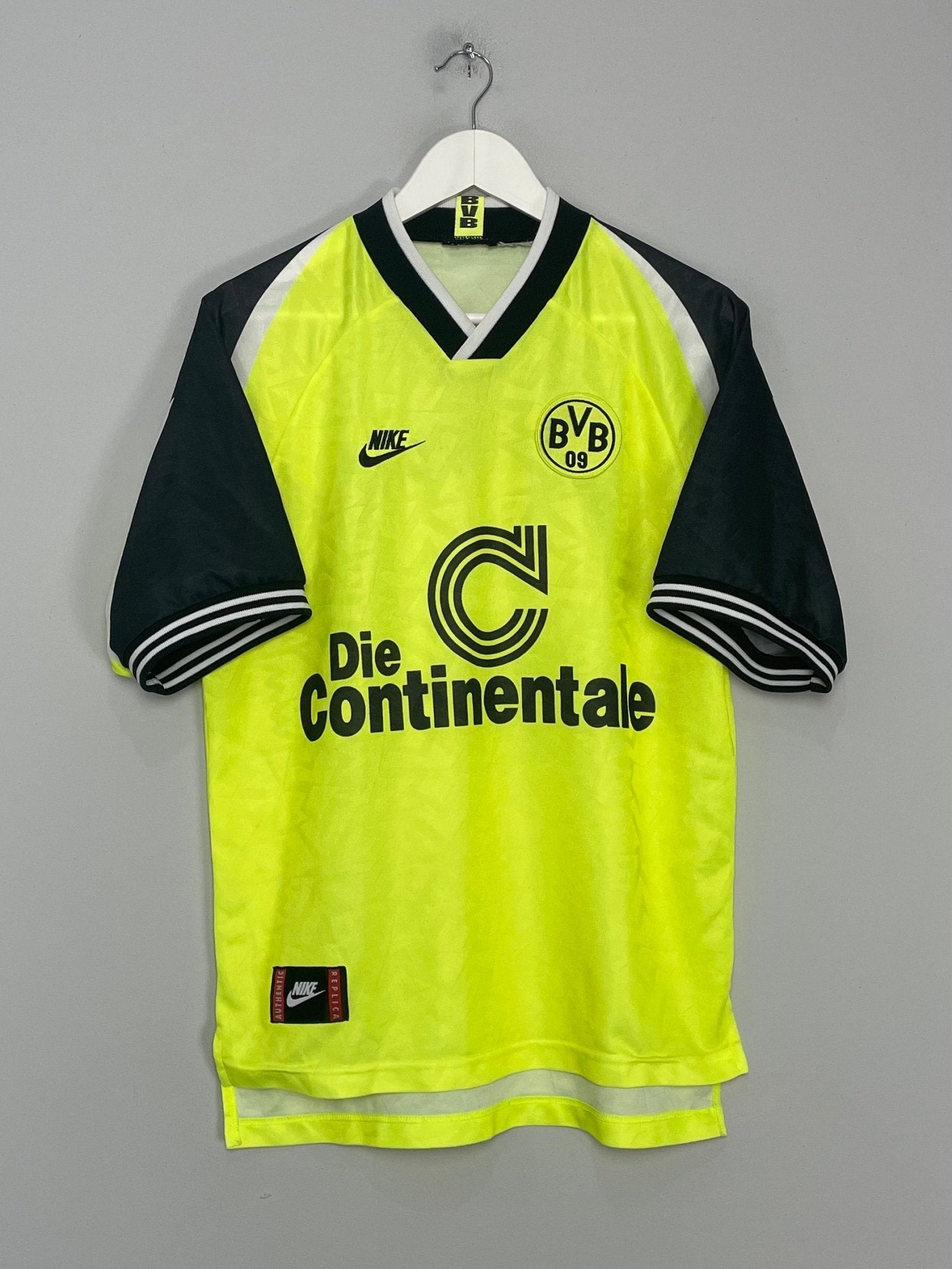 Shop 1995/96 DORTMUND HOME SHIRT (M) NIKE, classic football shirts, vintage football shirts & retro soccer jerseys at Cult Kits