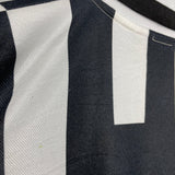 Shop 1995/96 JUVENTUS HOME SHIRT (XL) KAPPA, classic football shirts, vintage football shirts & retro soccer jerseys at Cult Kits