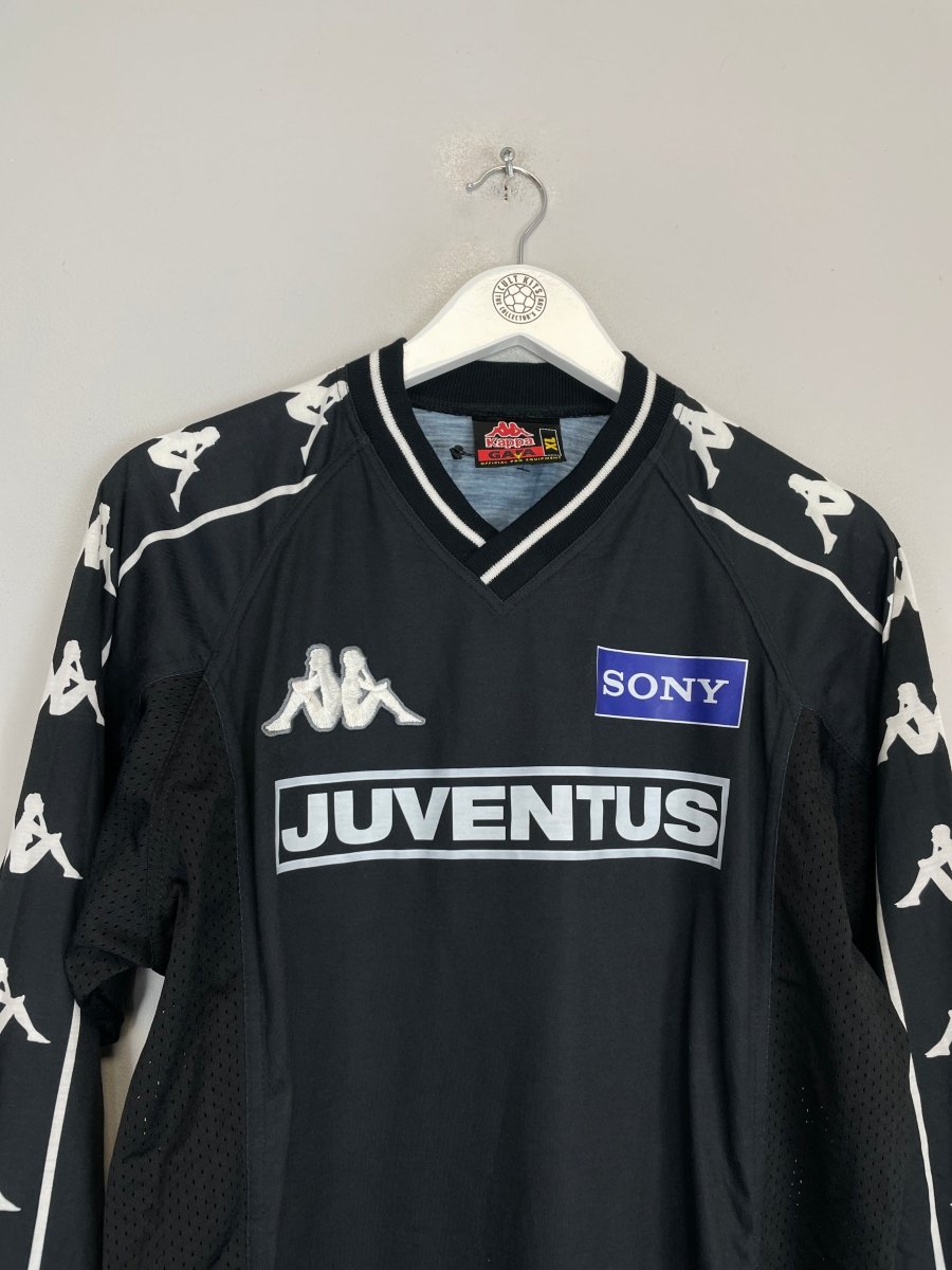 1995/96 JUVENTUS TRAINING SHIRT (XL) KAPPA - Cult Kits - XL - Buy Vintage Football Shirts, Authentic Retro Football Shirts For Sale, Classic Football Shirts & Soccer Jersey