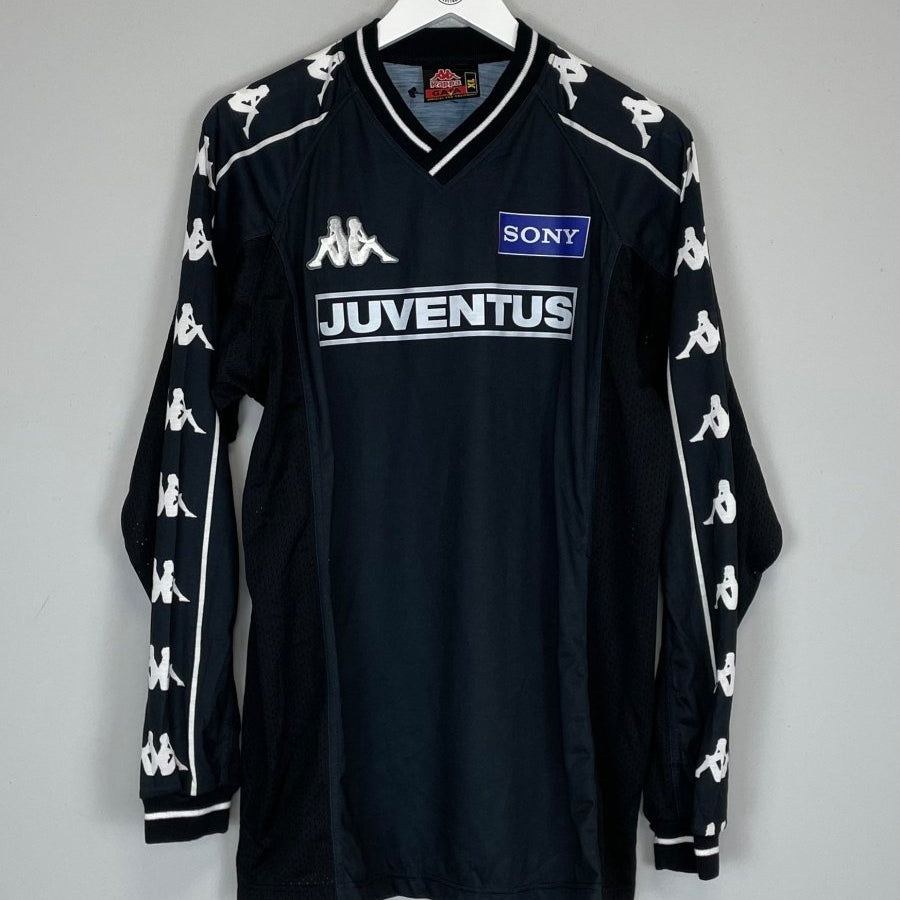 1995/96 JUVENTUS TRAINING SHIRT (XL) KAPPA - Cult Kits - XL - Buy Vintage Football Shirts, Authentic Retro Football Shirts For Sale, Classic Football Shirts & Soccer Jersey