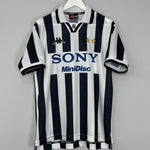 Shop 1995/96 JUVENTUS ZIDANE #21 HOME SHIRT (L) KAPPA, classic football shirts, vintage football shirts & retro soccer jerseys at Cult Kits
