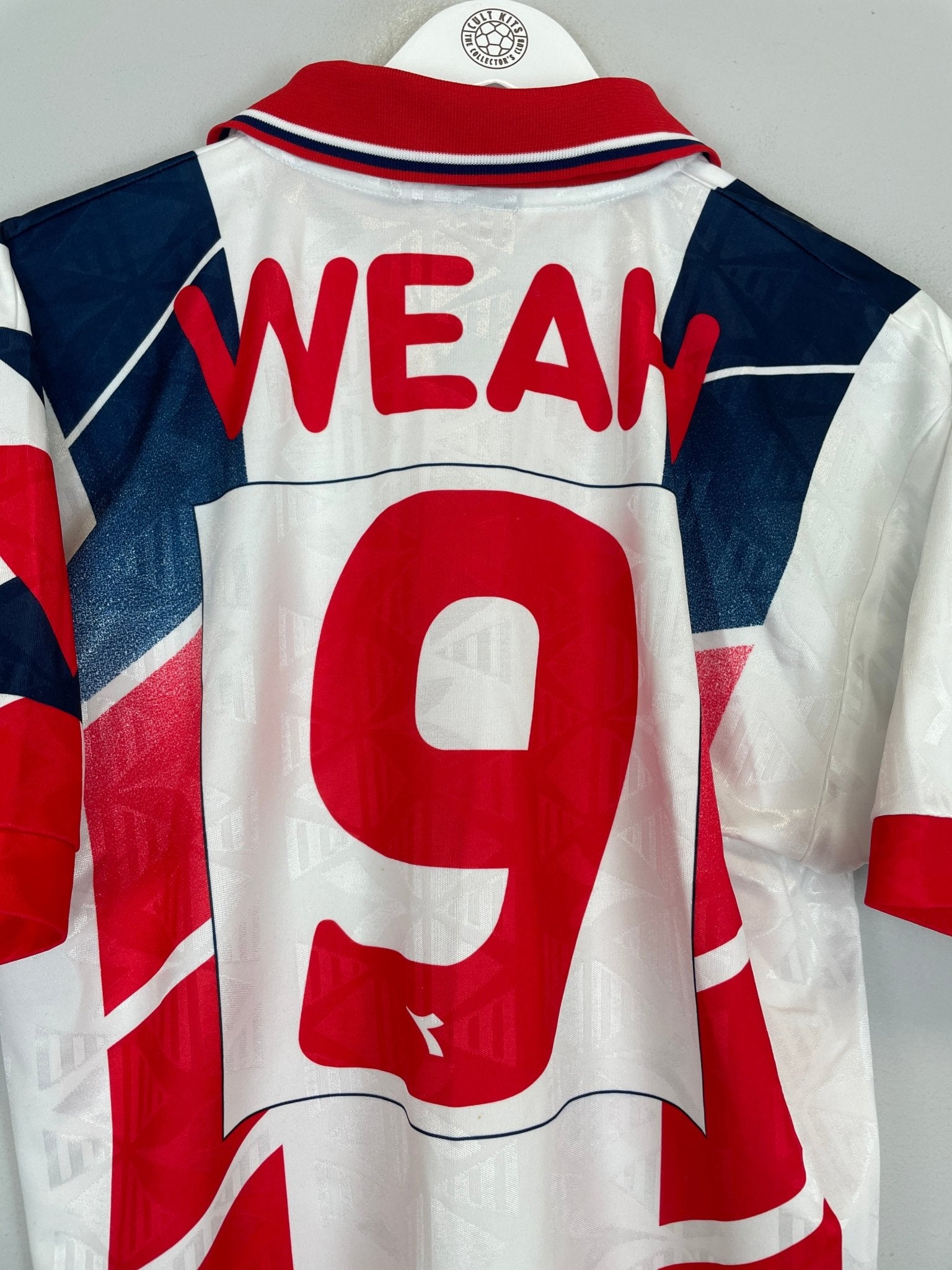 Shop 1995/96 LIBERIA WEAH #9 AWAY SHIRT (XL) DIADORA, classic football shirts, vintage football shirts & retro soccer jerseys at Cult Kits