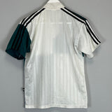 Shop 1995/96 LIVERPOOL AWAY SHIRT (S) ADIDAS, classic football shirts, vintage football shirts & retro soccer jerseys at Cult Kits