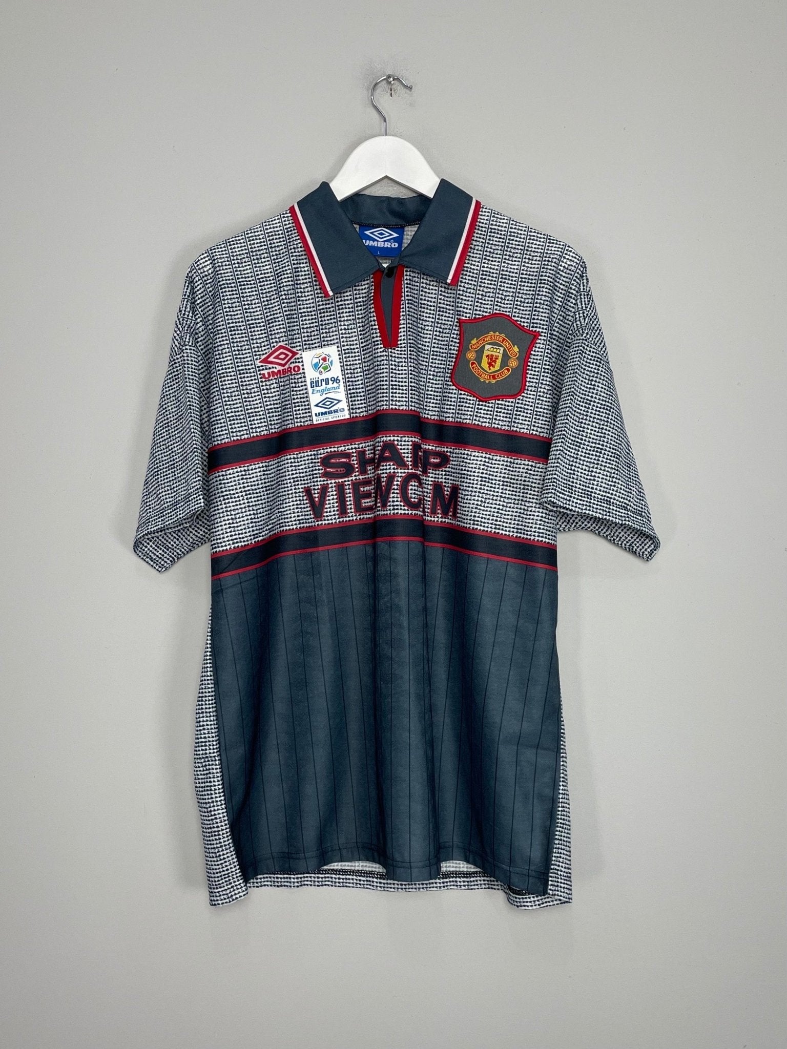 Shop 1995/96 MANCHESTER UNITED CANTONA #7 *BNWT* AWAY SHIRT (L) UMBRO, classic football shirts, vintage football shirts & retro soccer jerseys at Cult Kits