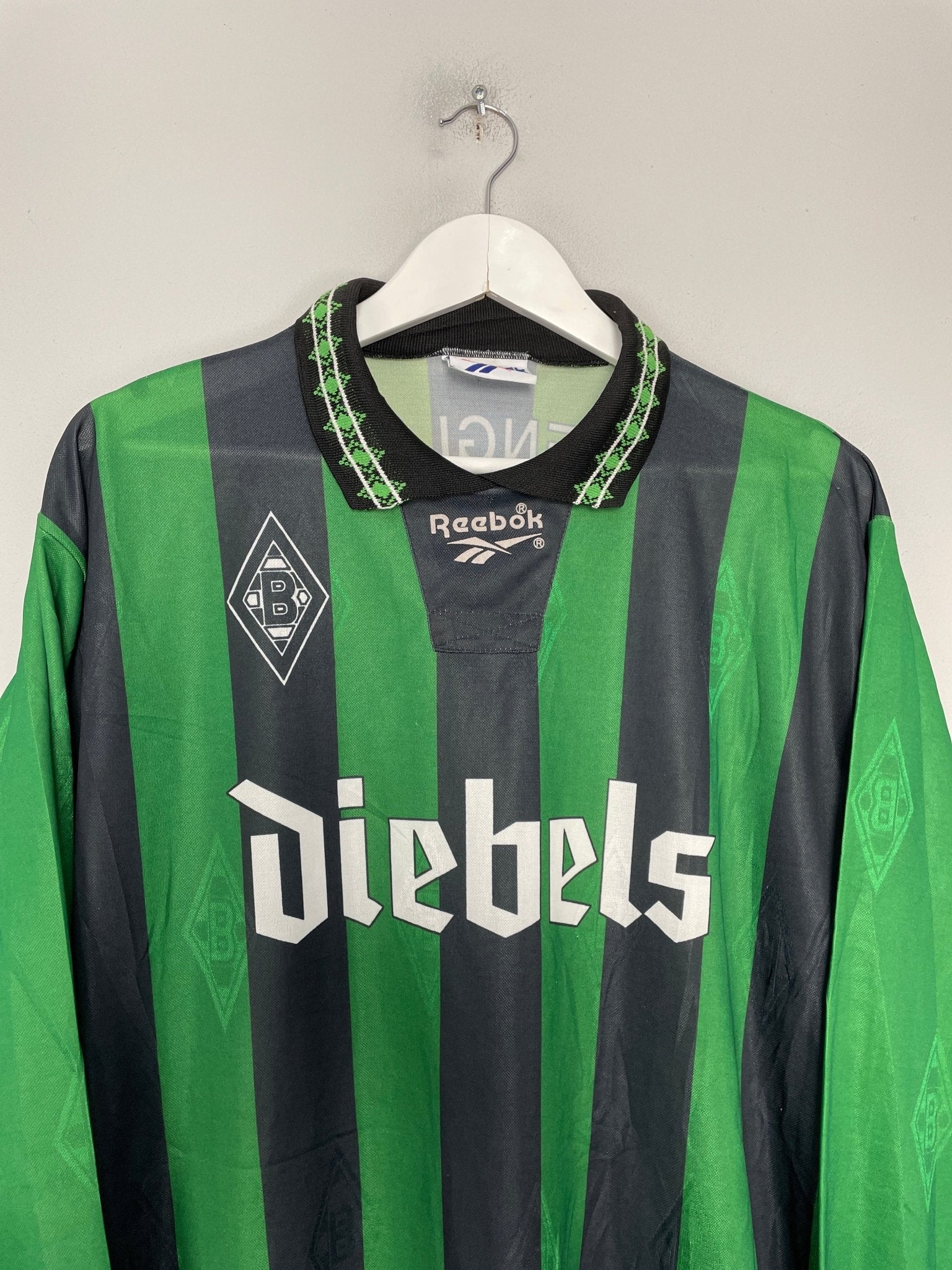 Shop 1995/96 MONCHENGLADBACH L/S AWAY SHIRT (L) REEBOK, classic football shirts, vintage football shirts & retro soccer jerseys at Cult Kits
