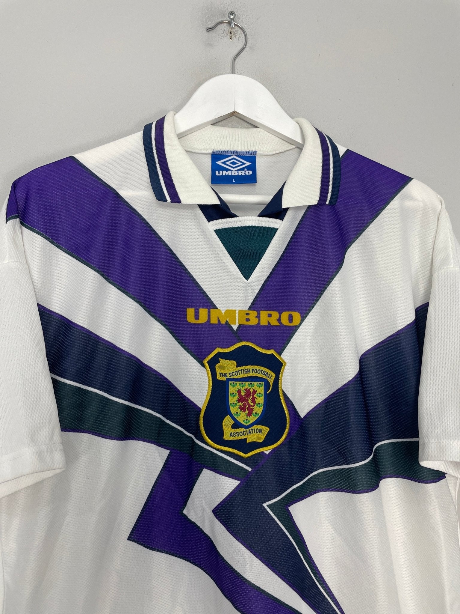 Shop 1995/96 SCOTLAND AWAY SHIRT (L) UMBRO, classic football shirts, vintage football shirts & retro soccer jerseys at Cult Kits