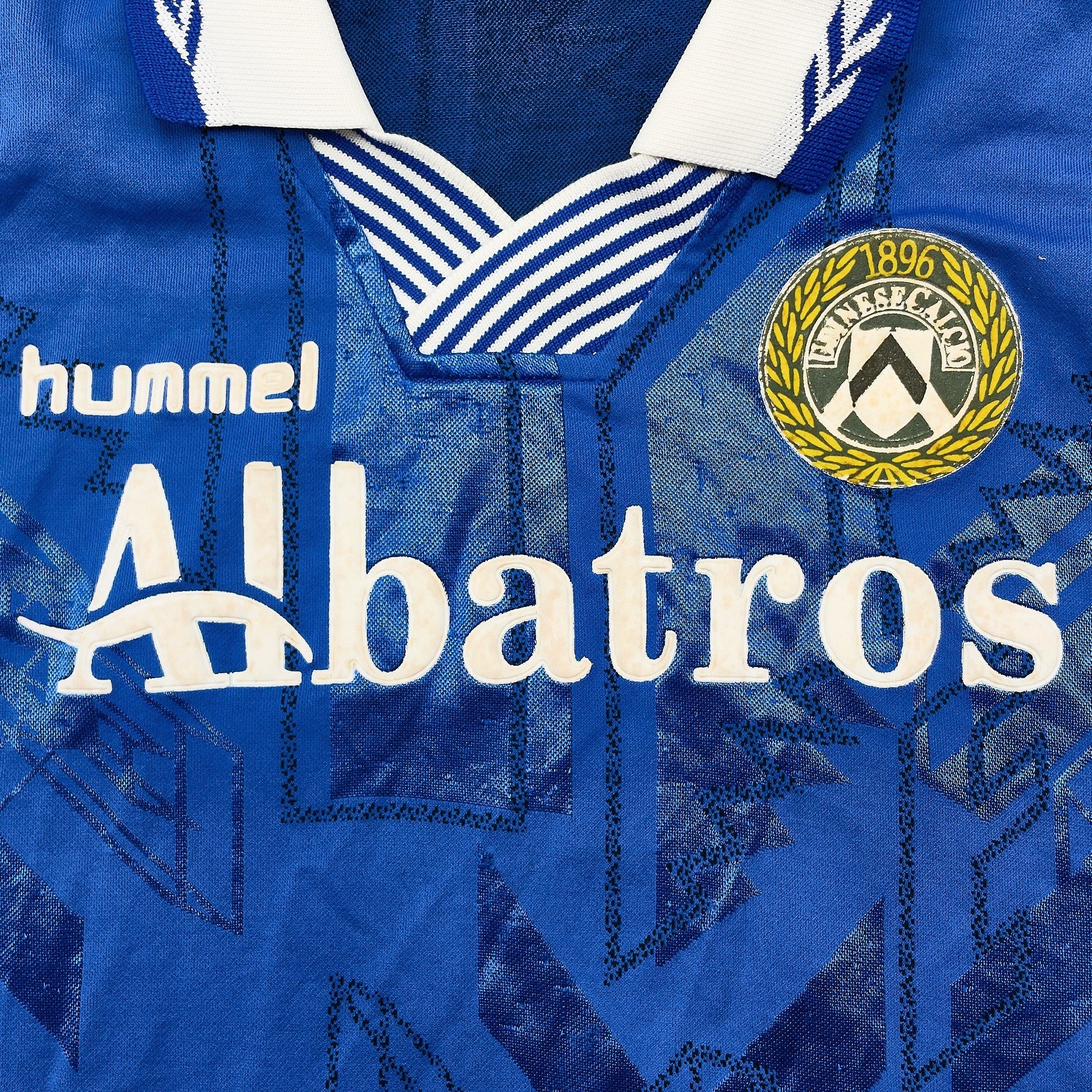 Buy 1995/96 Udinese Away Shirt (M) Hummel ~ Free worldwide shipping ~ Authentic Vintage Football Shirts from Cult Kits
