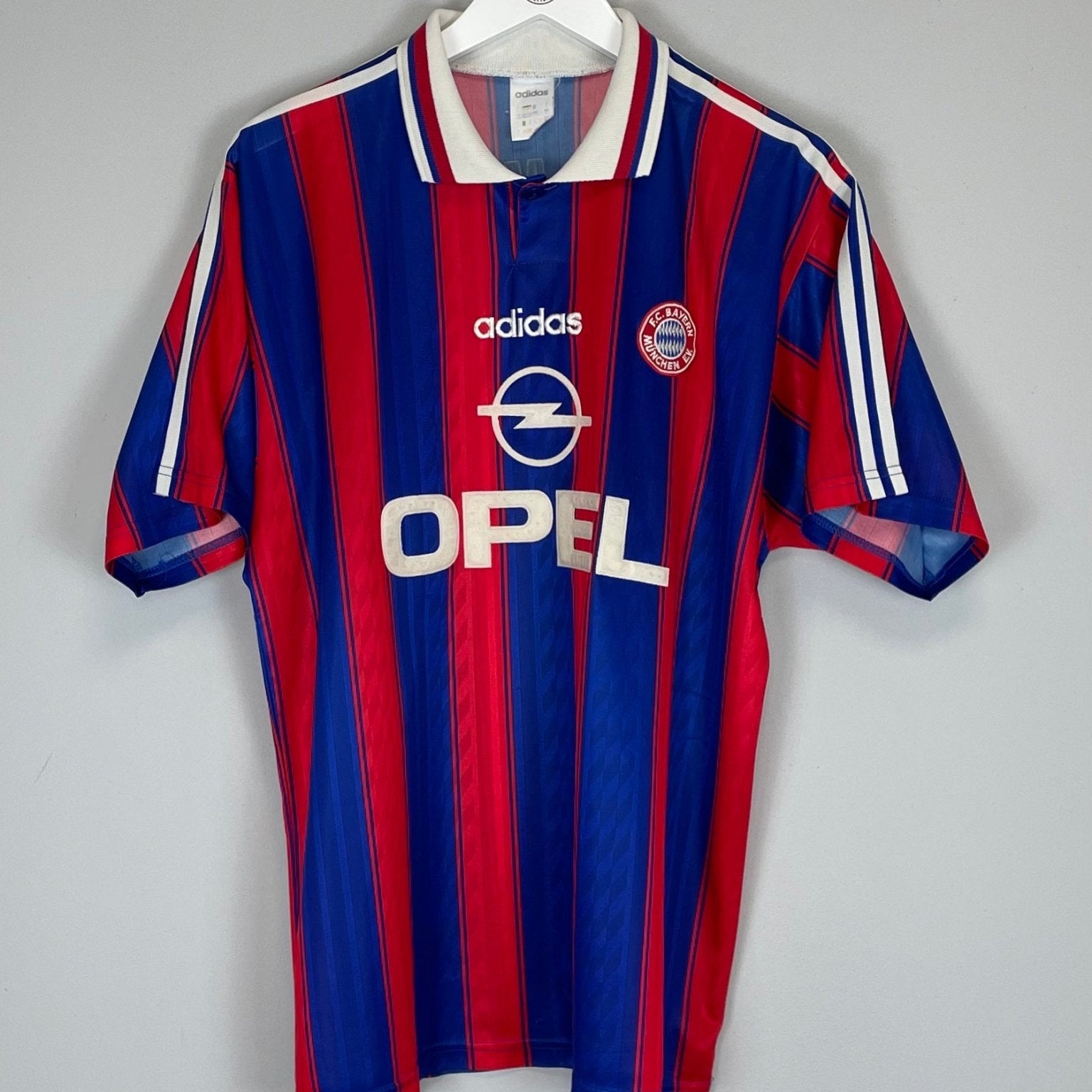 Shop 1995/97 BAYERN MUNICH HOME SHIRT (L) ADIDAS, classic football shirts, vintage football shirts & retro soccer jerseys at Cult Kits