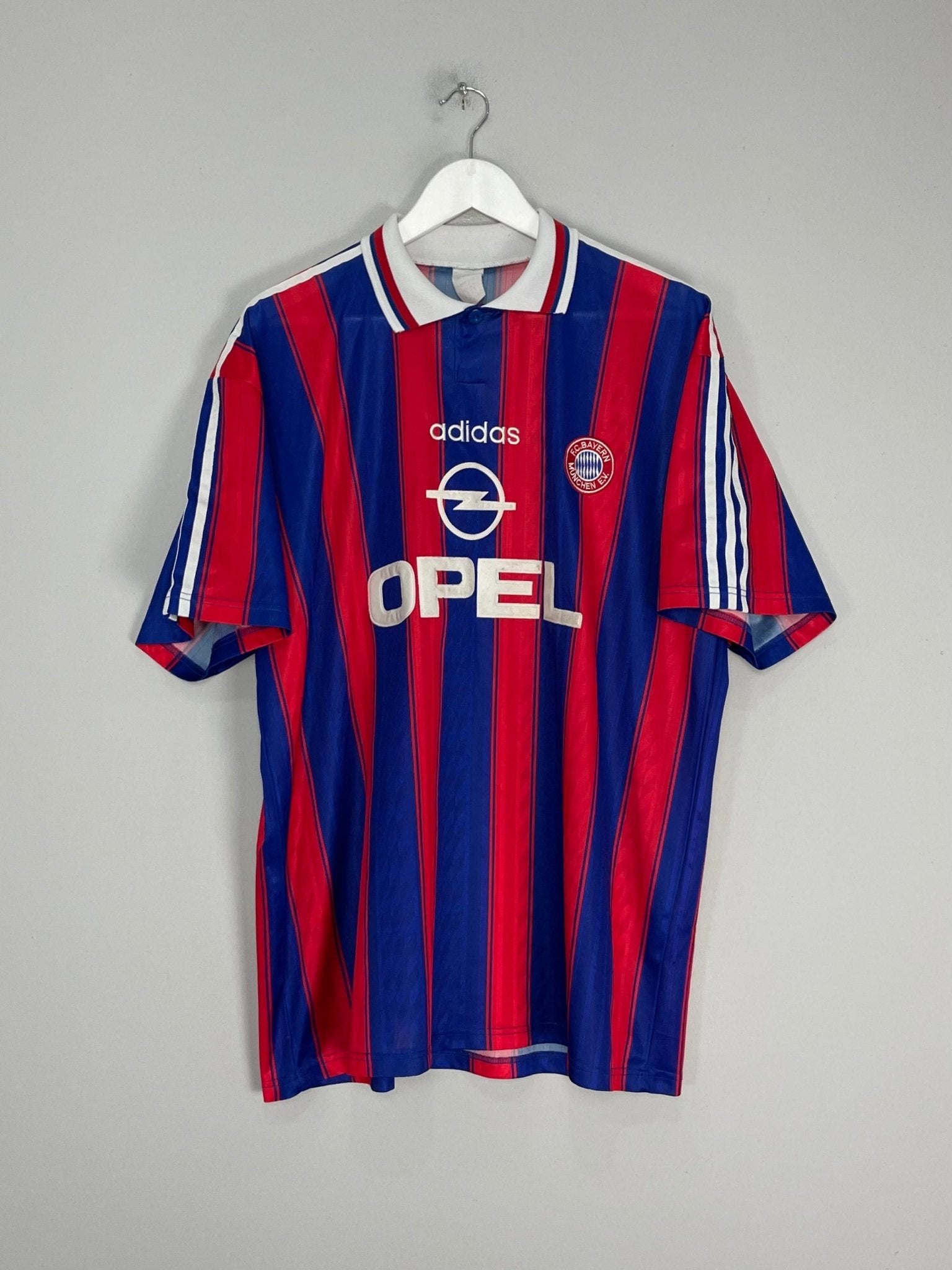 Shop 1995/97 BAYERN MUNICH HOME SHIRT (XL) ADIDAS, classic football shirts, vintage football shirts & retro soccer jerseys at Cult Kits