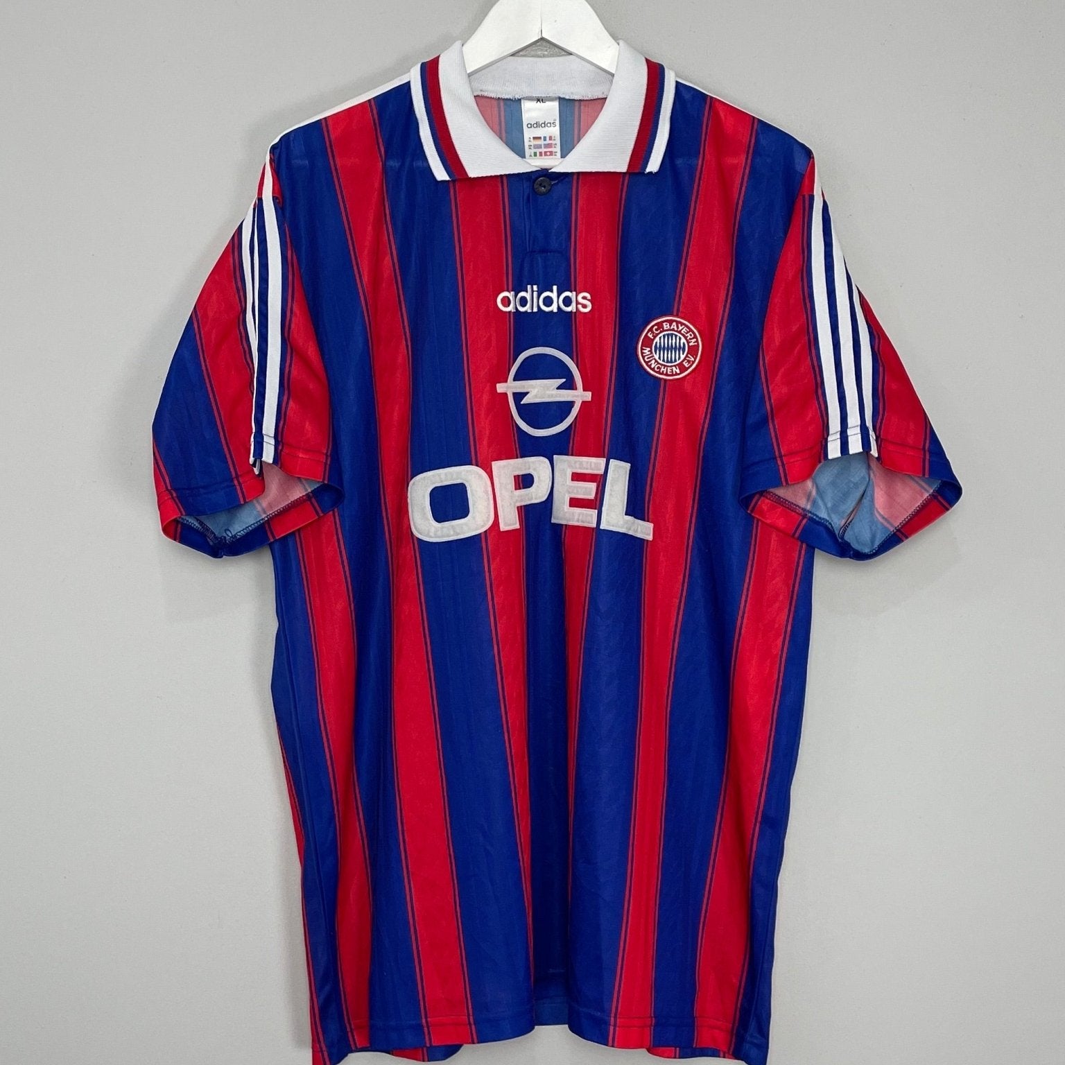 Shop 1995/97 BAYERN MUNICH HOME SHIRT (XL) ADIDAS, classic football shirts, vintage football shirts & retro soccer jerseys at Cult Kits