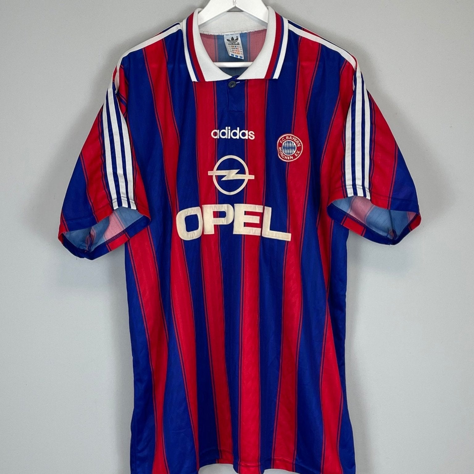 Shop 1995/97 BAYERN MUNICH HOME SHIRT (XXL) ADIDAS, classic football shirts, vintage football shirts & retro soccer jerseys at Cult Kits