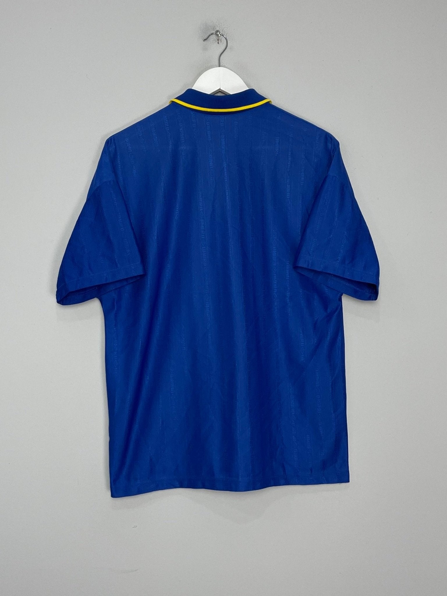 Shop 1995/97 CHELSEA HOME SHIRT (M) UMBRO, classic football shirts, vintage football shirts & retro soccer jerseys at Cult Kits