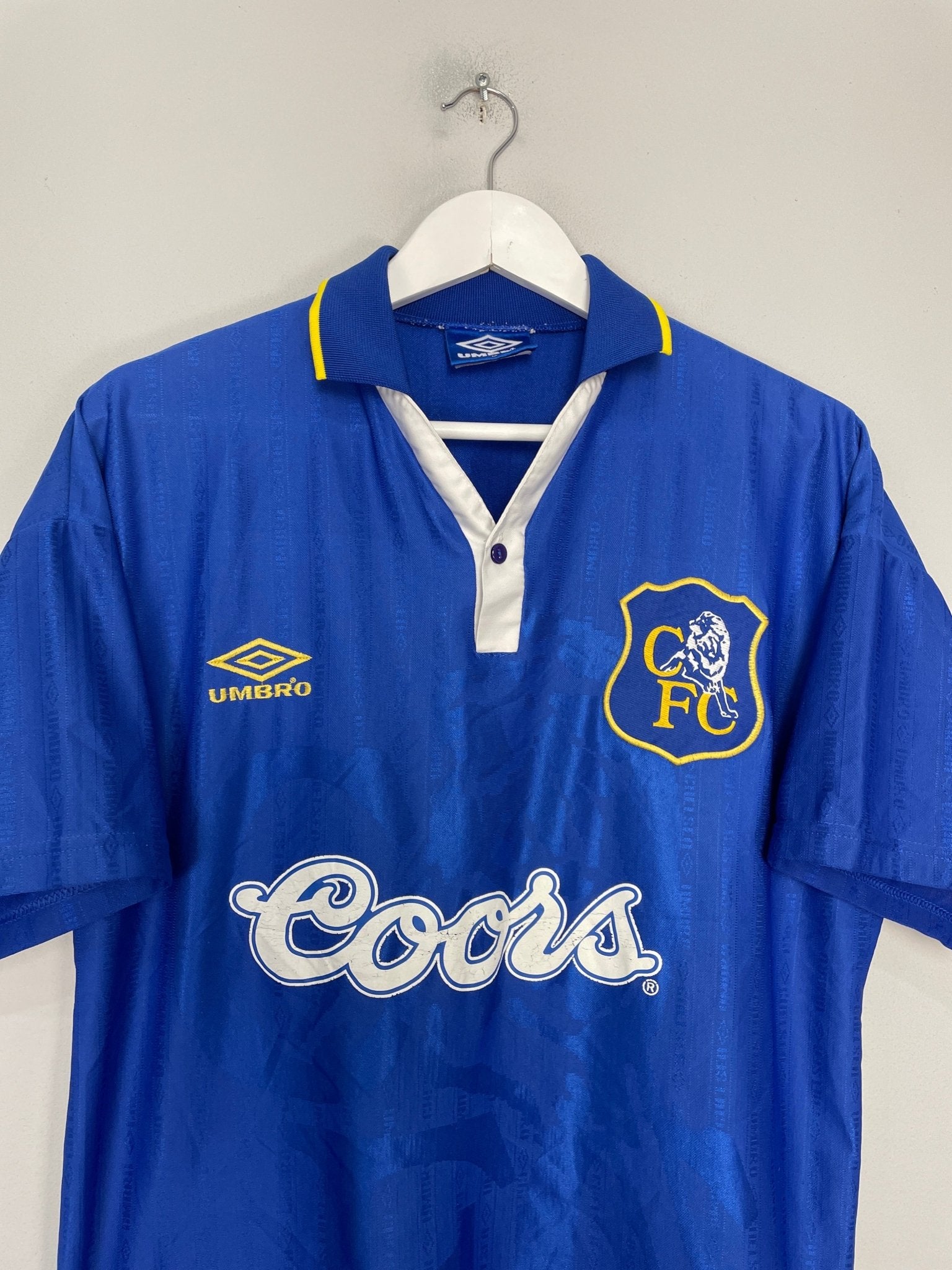 Shop 1995/97 CHELSEA HOME SHIRT (M) UMBRO, classic football shirts, vintage football shirts & retro soccer jerseys at Cult Kits