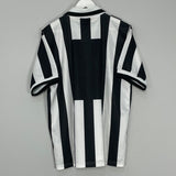 Shop 1995/97 JUVENTUS HOME SHIRT (L) KAPPA, classic football shirts, vintage football shirts & retro soccer jerseys at Cult Kits