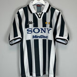 1995/97 JUVENTUS VIERI 15 HOME SHIRT (L) KAPPA - Cult Kits - Large - Buy Vintage Football Shirts, Authentic Retro Football Shirts For Sale, Classic Football Shirts & Soccer Jersey