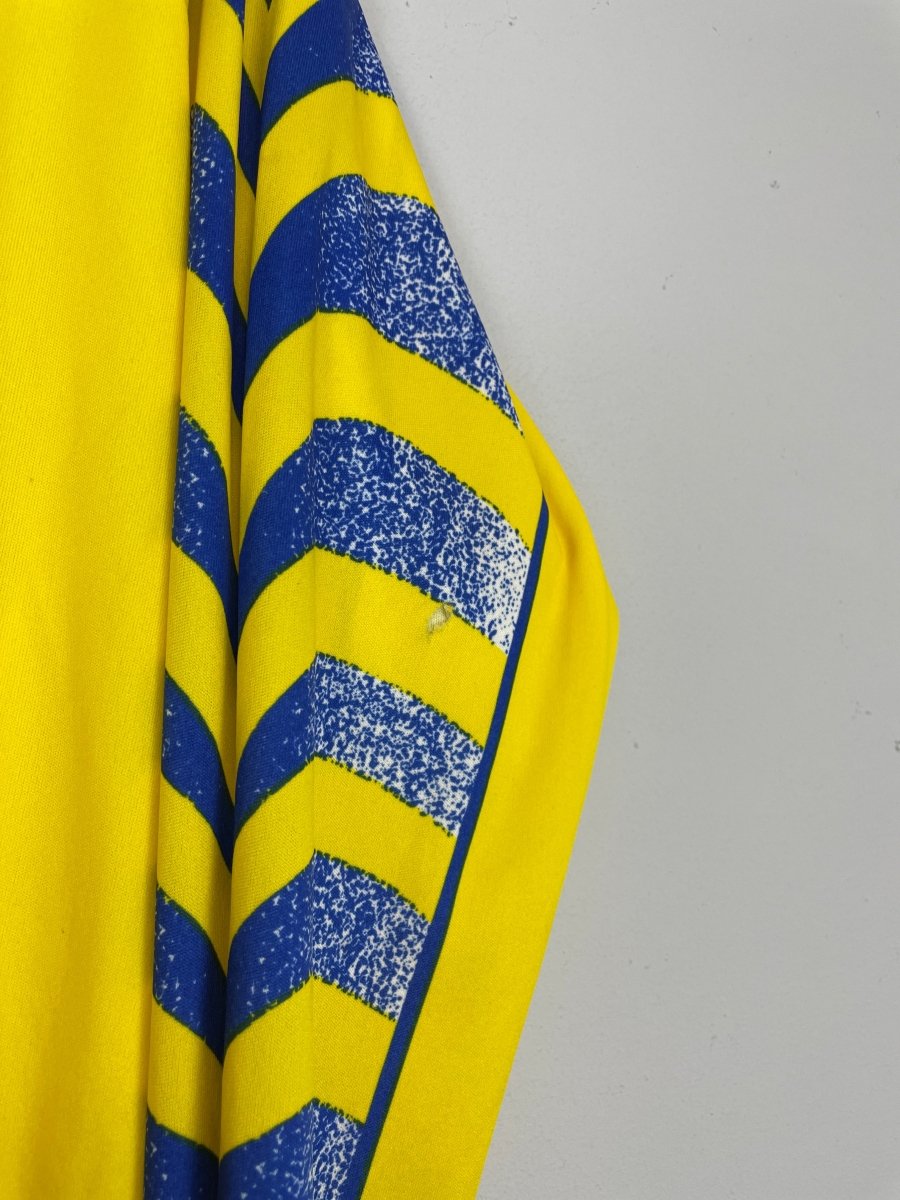 1995/97 PARMA TRAINING SHIRT "SCUOLA CALCIO" (M) PUMA - Cult Kits - Small - Buy Vintage Football Shirts, Authentic Retro Football Shirts For Sale, Classic Football Shirts & Soccer Jersey