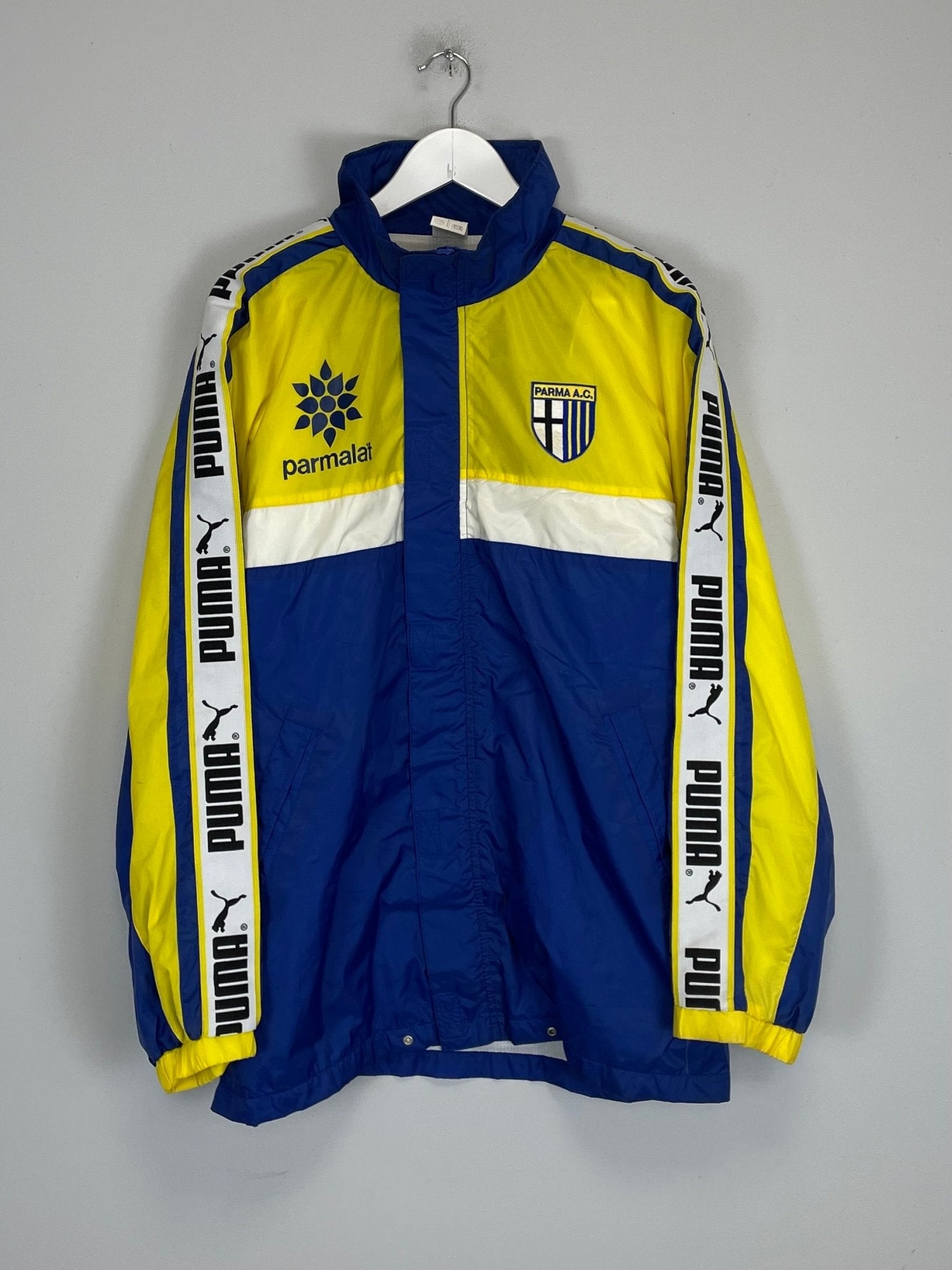 Shop 1995/97 PARMA WATERPROOF JACKET (L) PUMA, classic football shirts, vintage football shirts & retro soccer jerseys at Cult Kits