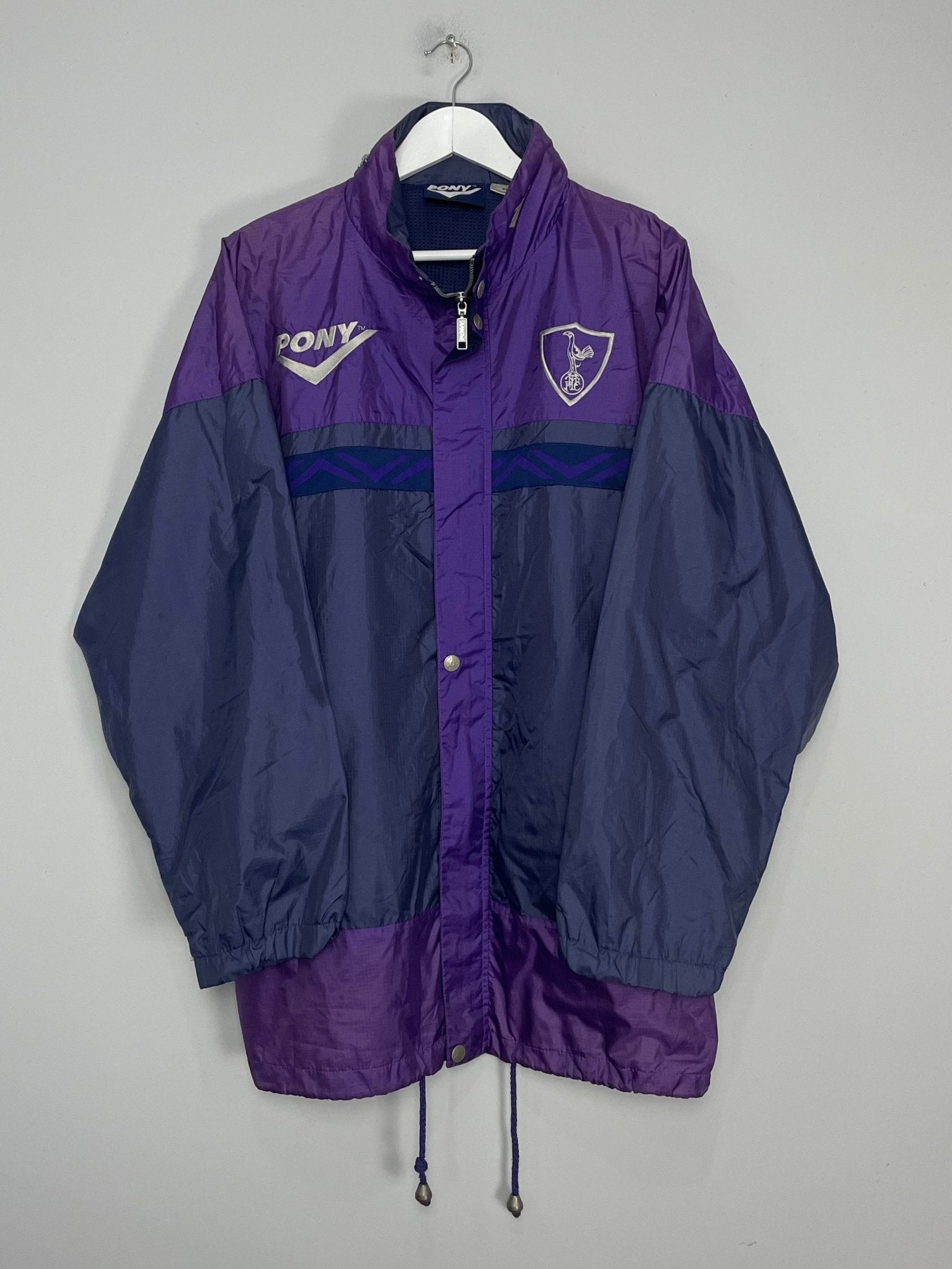 Shop 1995/97 TOTTENHAM BENCHCOAT (XL) PONY, classic football shirts, vintage football shirts & retro soccer jerseys at Cult Kits